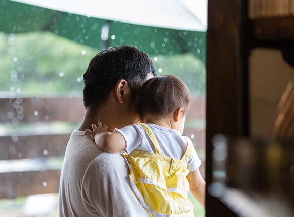 急な雨で子供を乗り降りさせる時濡れてしまう…