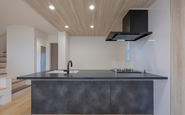 ペニンシュラキッチン　ハイクラス