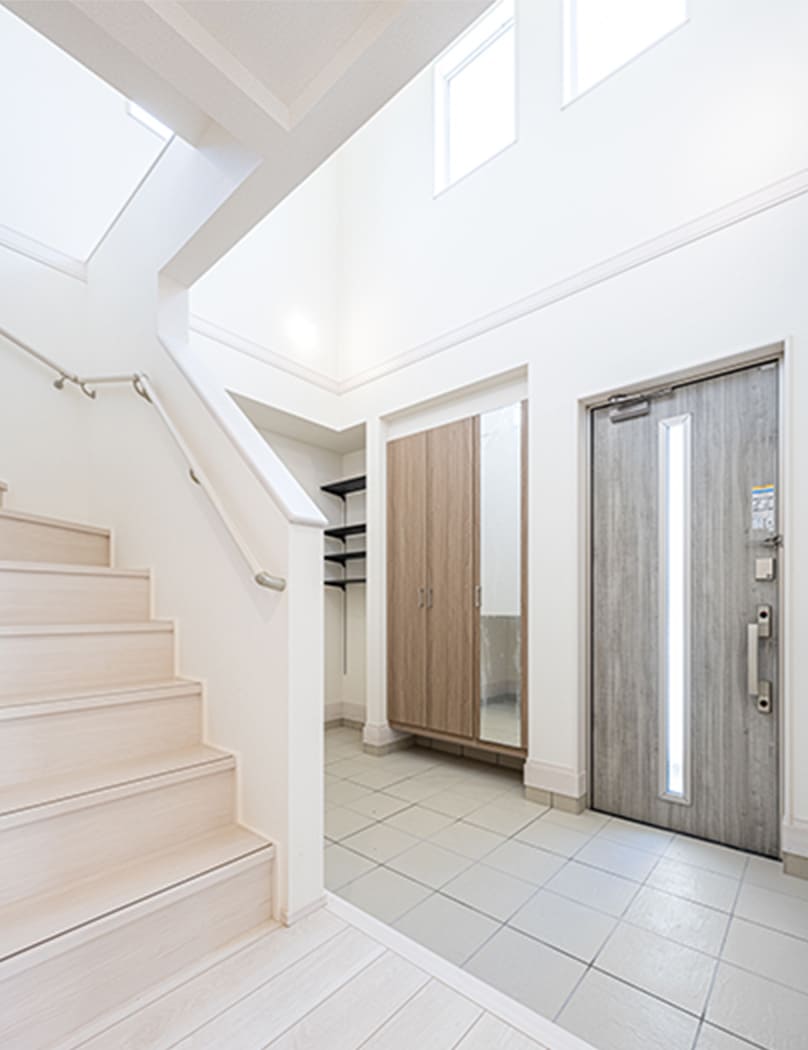 一戸建ての玄関の画像