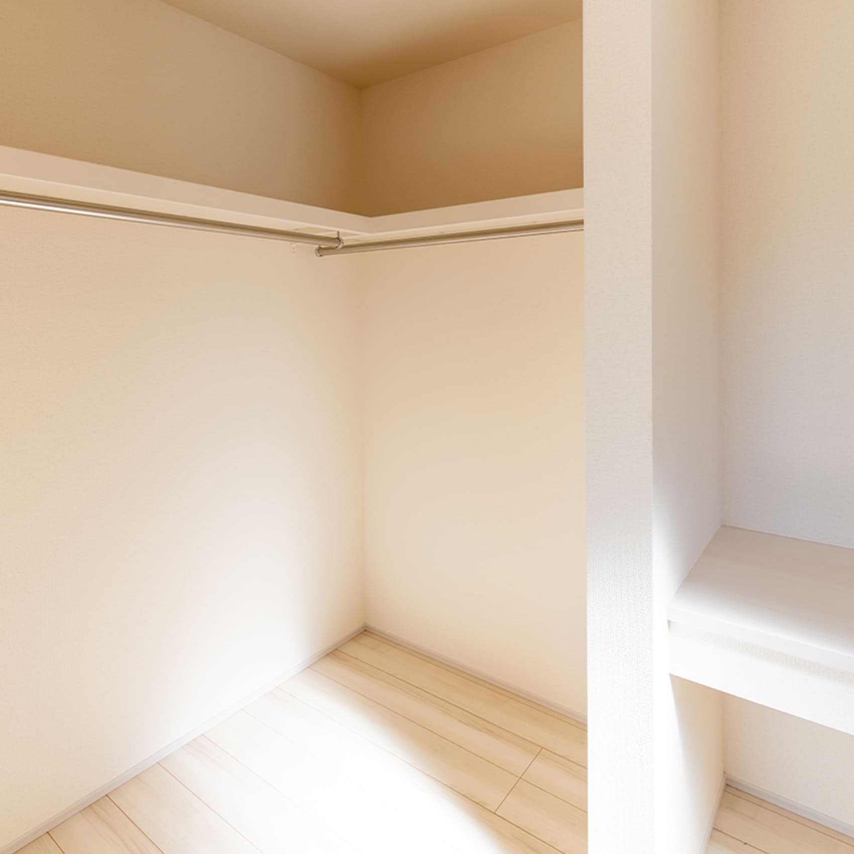 ブルーミングガーデンのクローゼット事例の画像