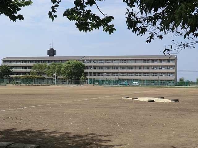 白岡中学校