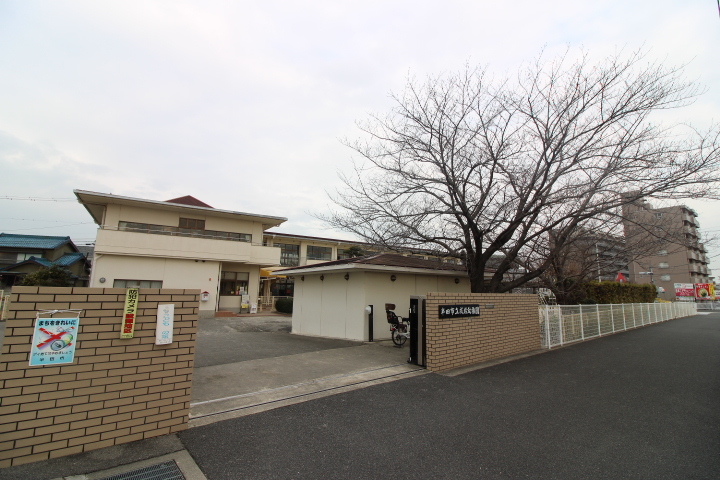 成岩幼稚園