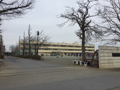 東中学校