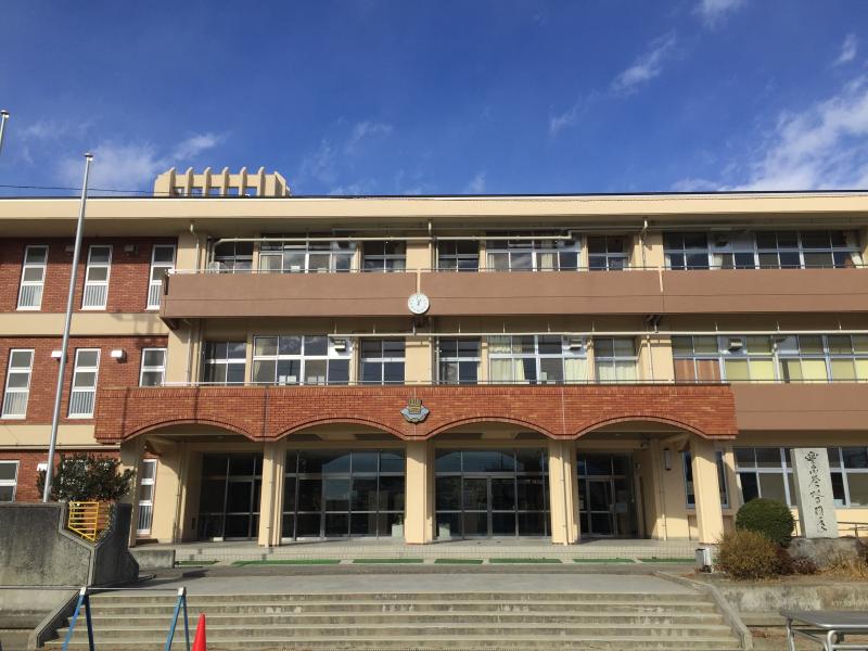 豊小学校