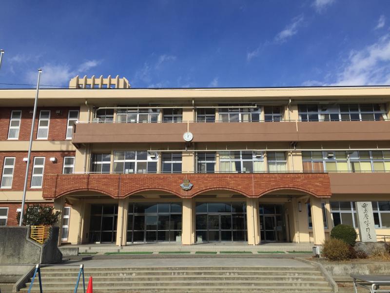 豊小学校