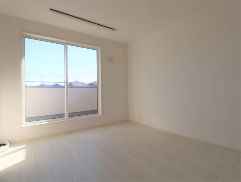 【洋室①】使い勝手の良いサイズのお部屋です!