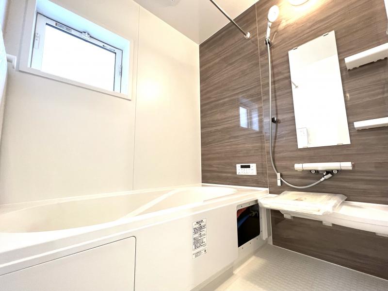 ― Bath room ― (2号棟)浴室換気乾燥暖房機付きで浴室内干しも可能