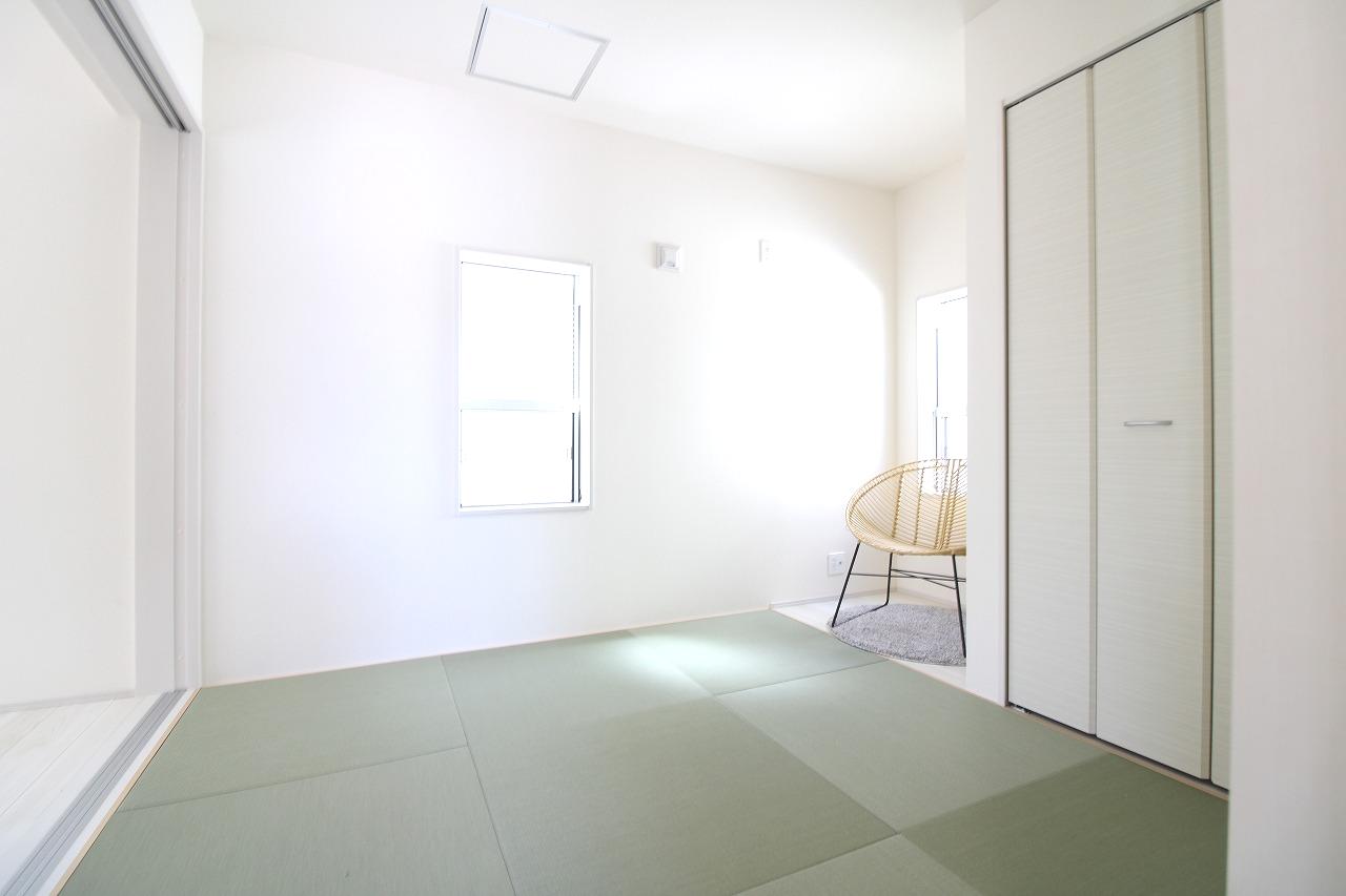 4号棟5.2帖和室(2024年5月撮影)　大きめの収納付き和室は客間として使えます。
