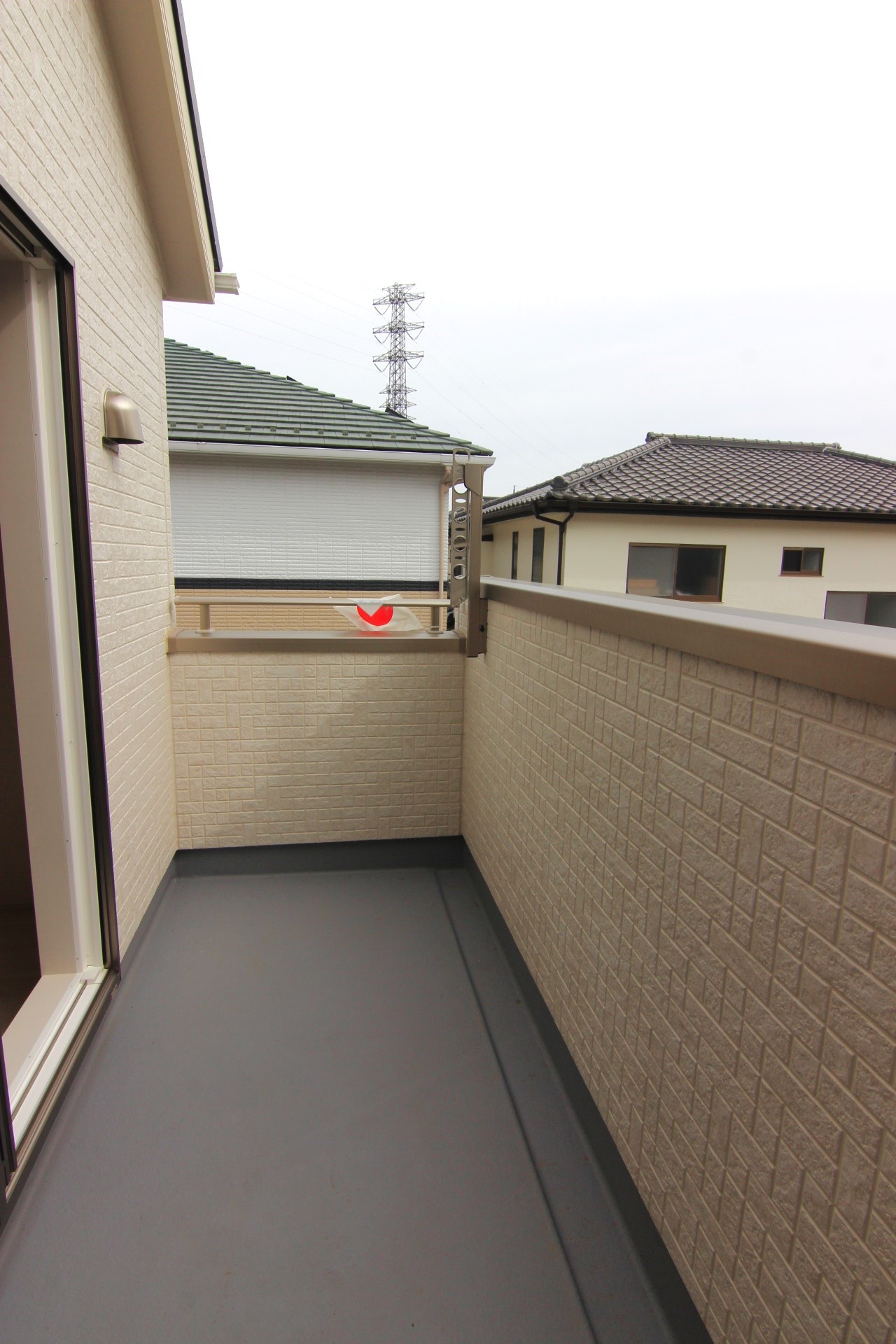 【バルコニー】