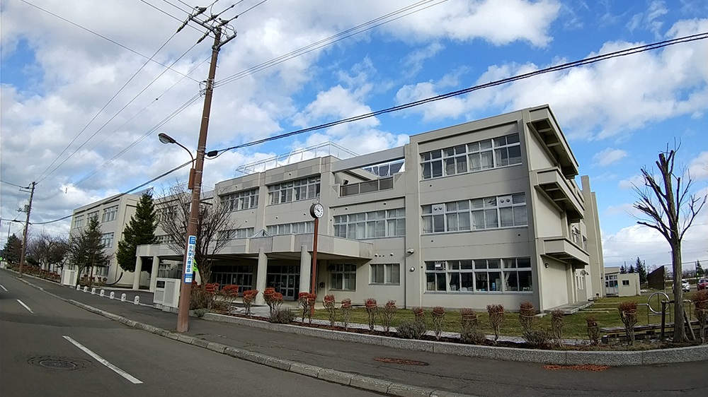 前田北中学校