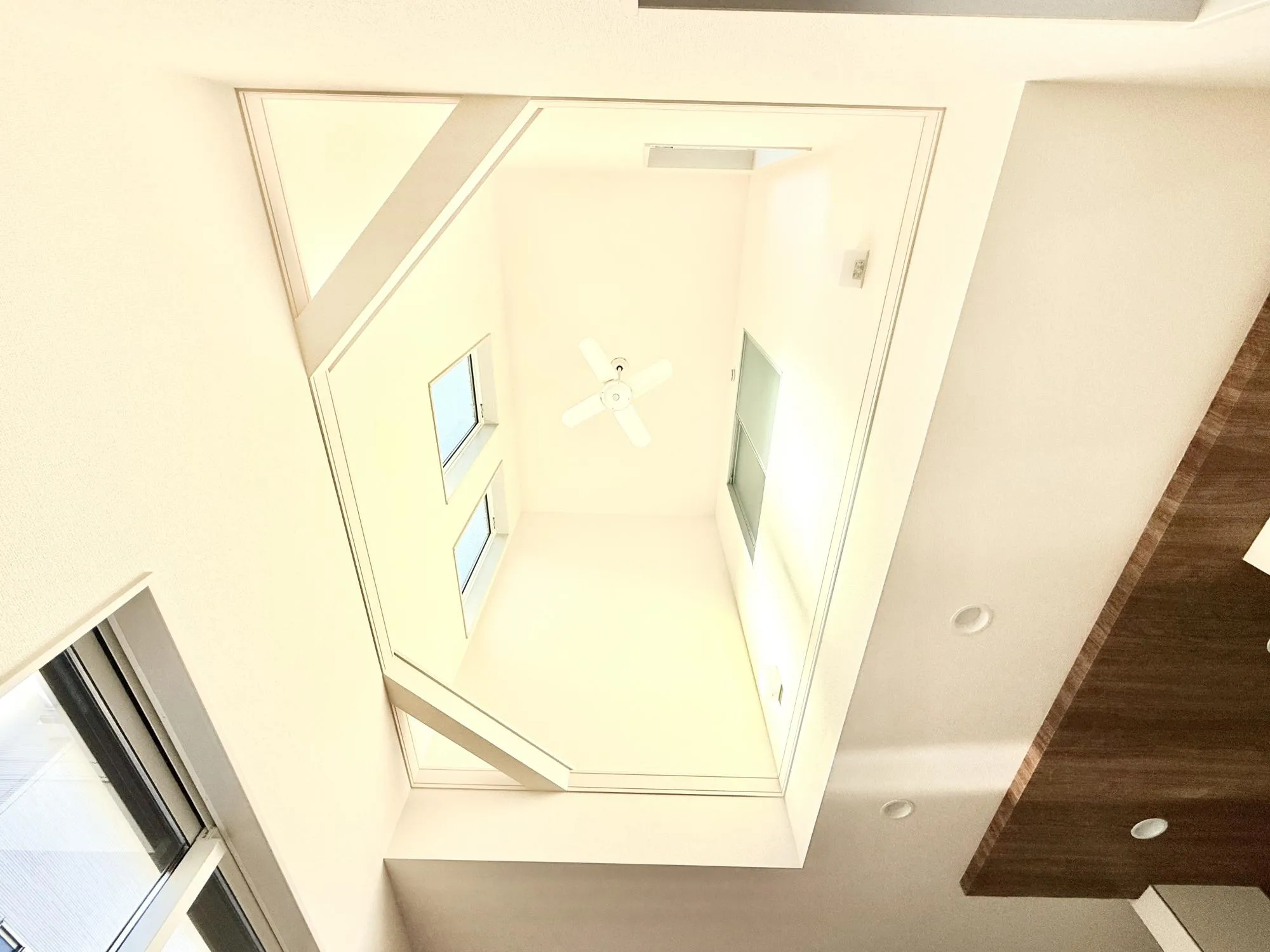 リビング上部吹抜