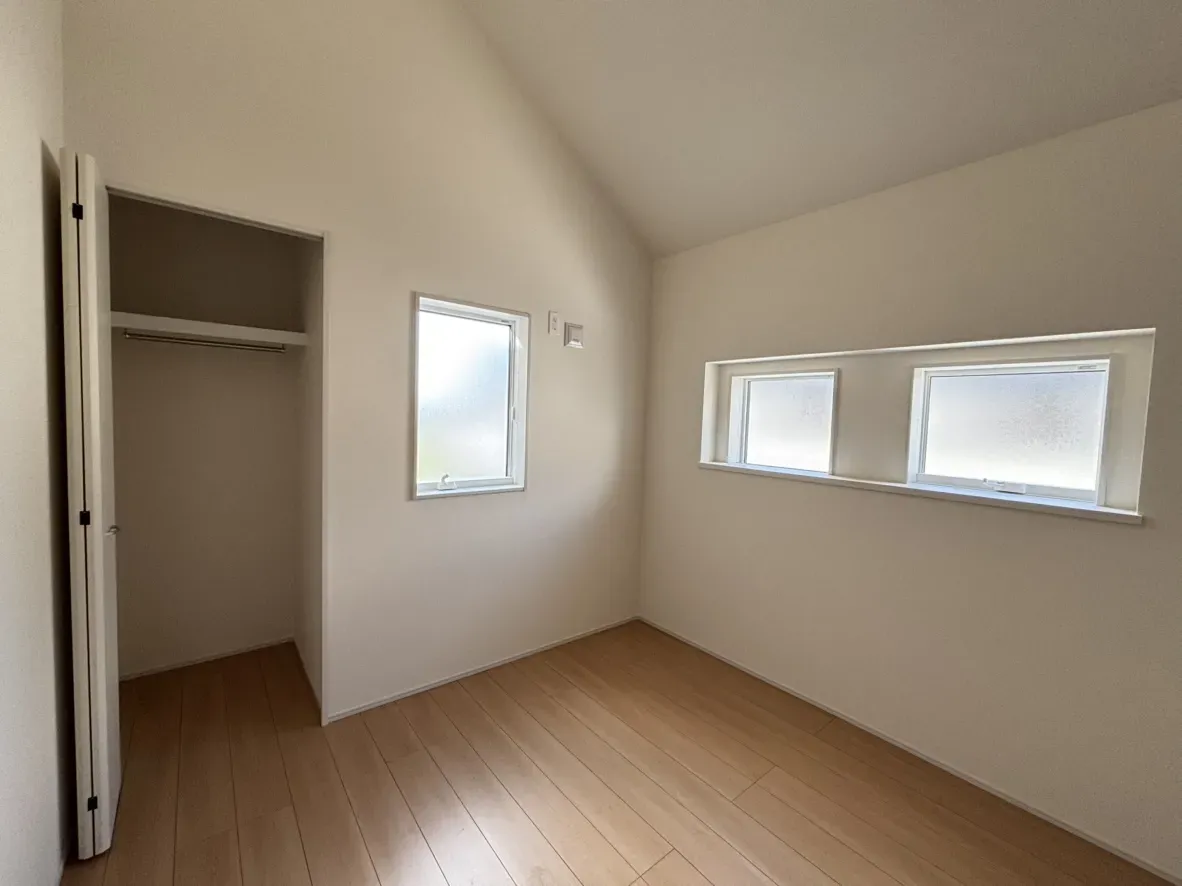 4号棟洋室5.25帖(2025年7月撮影)