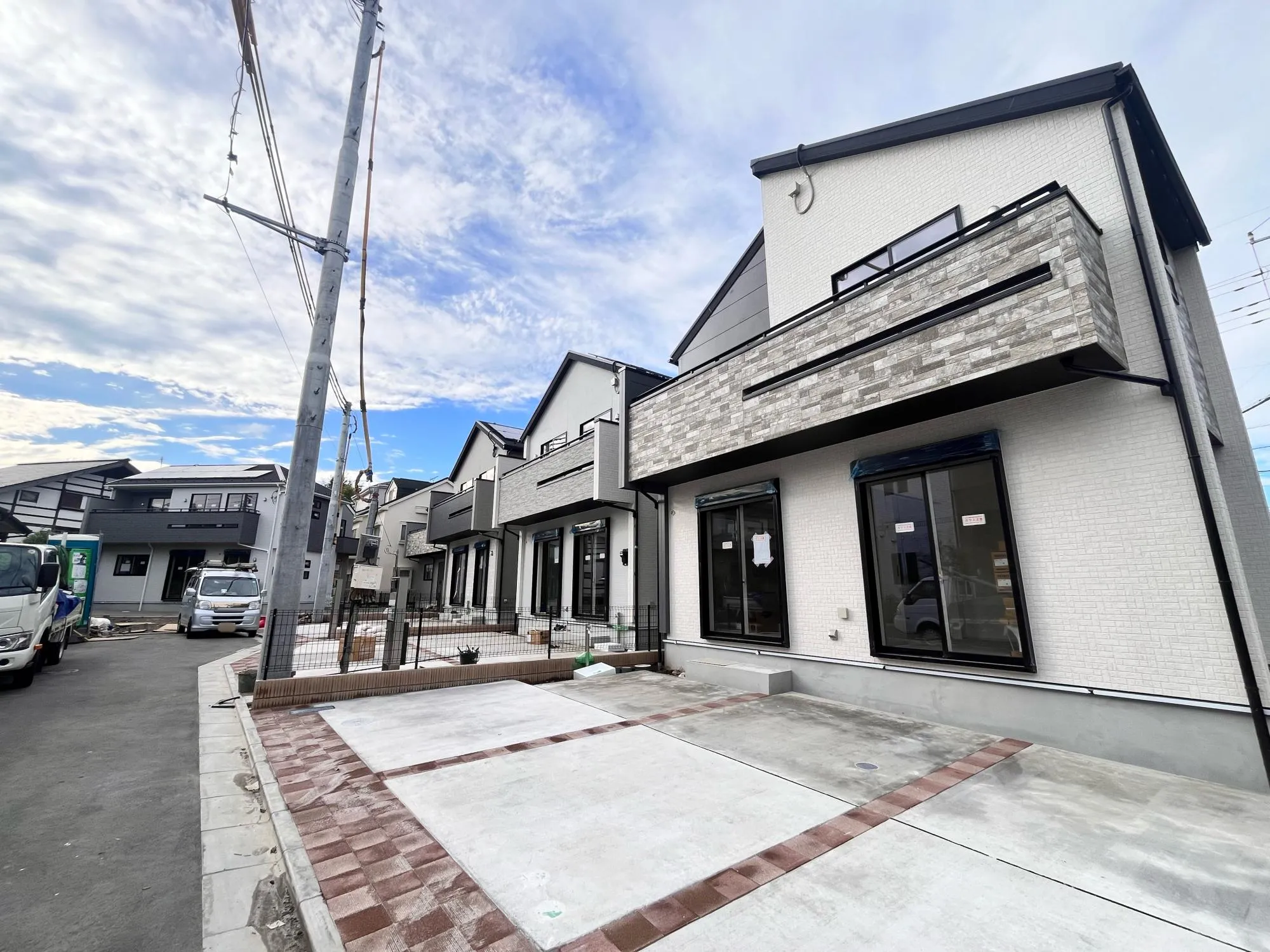 【手前から1~5号棟】外観