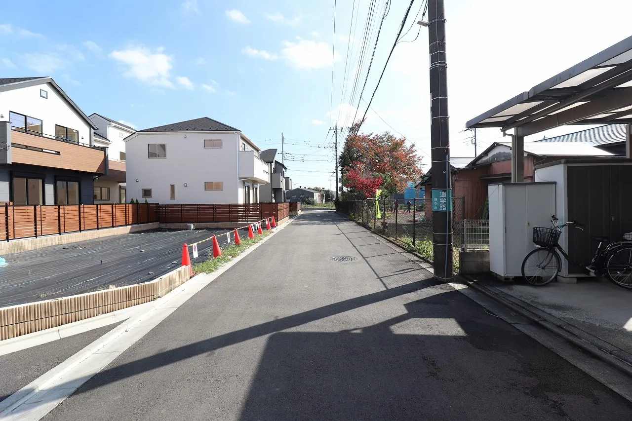 南側4.1～5.25m公道