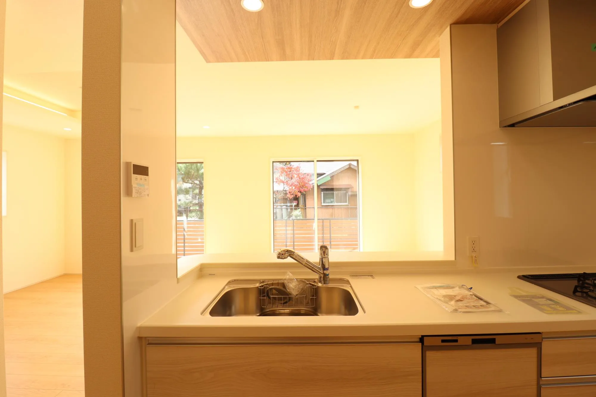 【11号棟】キッチンからの眺望