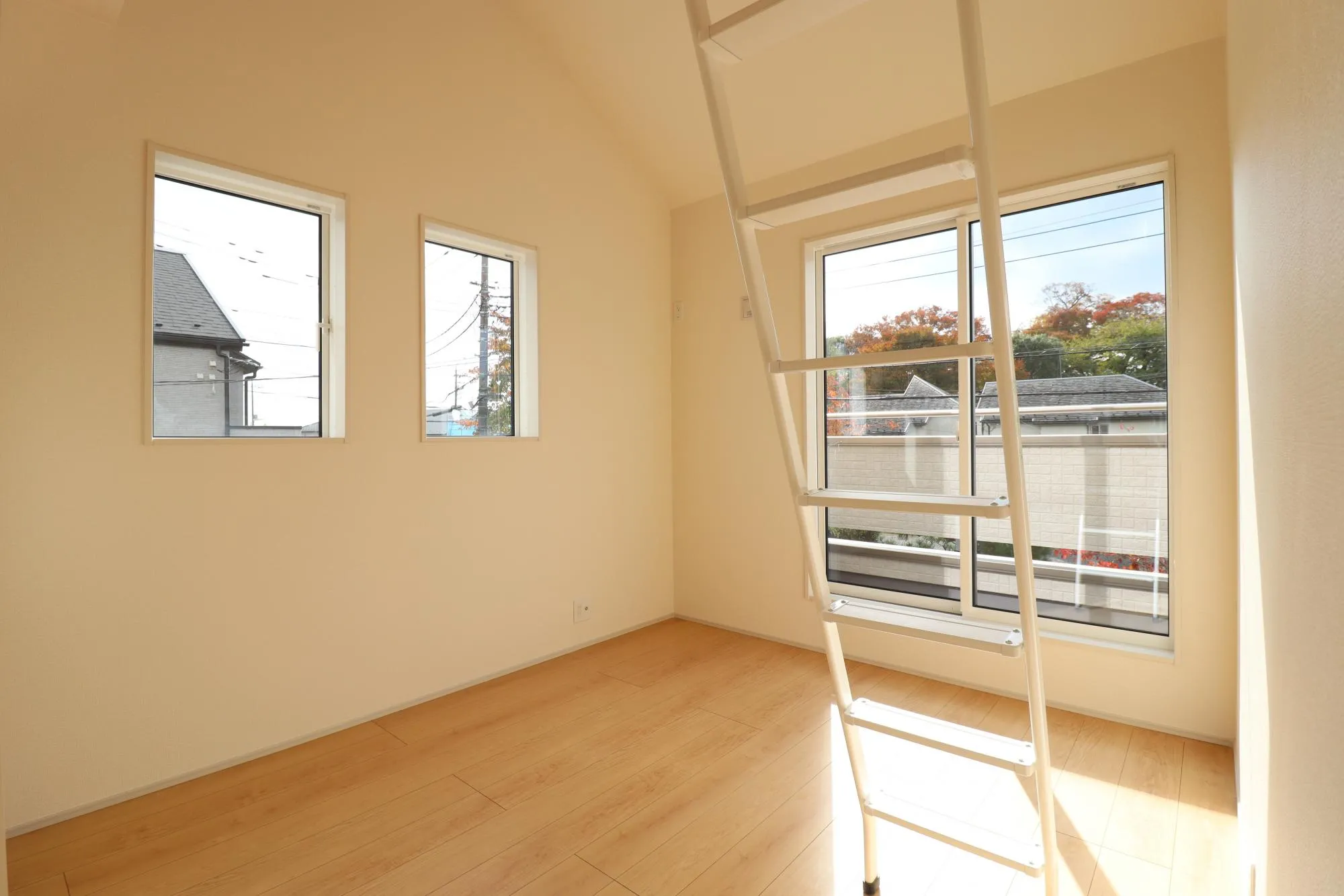 【11号棟】5.0帖洋室(ロフト付き)