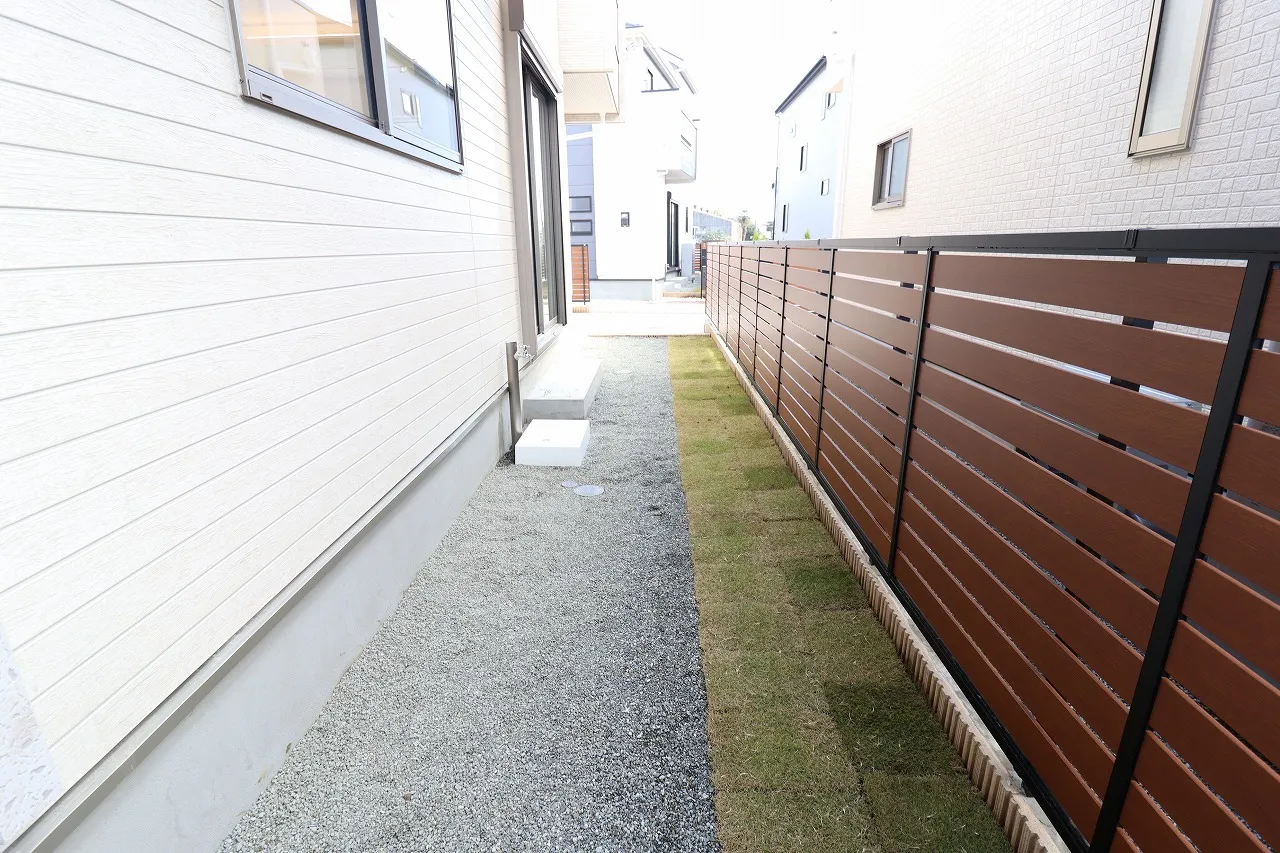 【12号棟】庭先