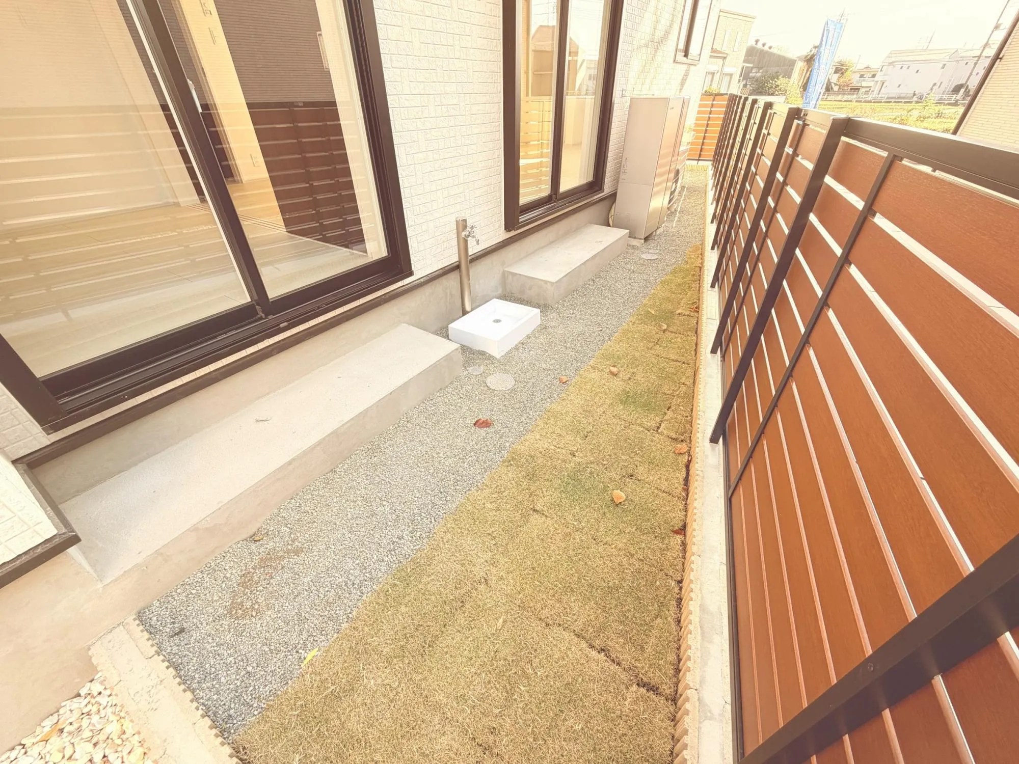 【13号棟】外水栓付き庭先