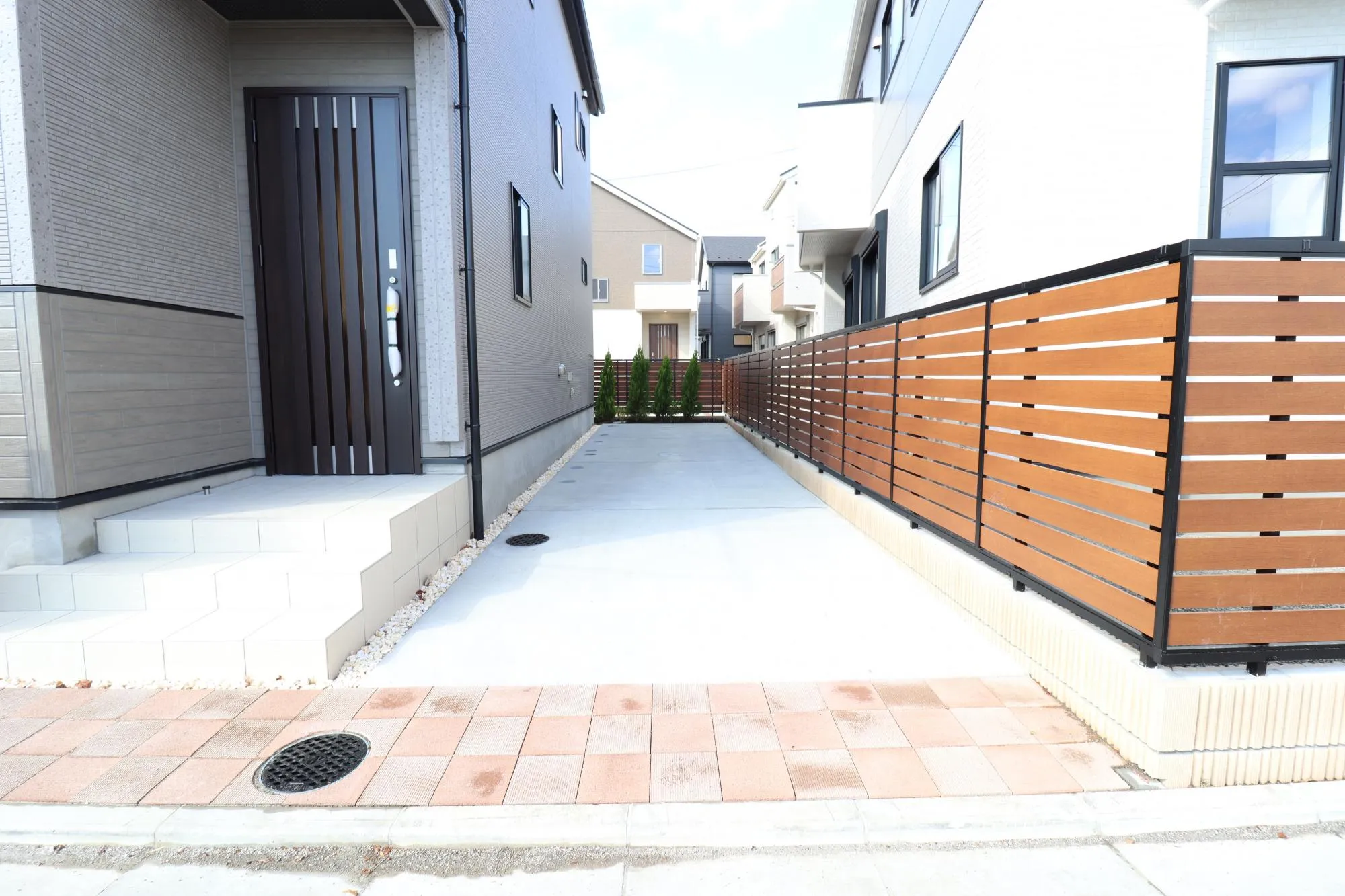 【14号棟】外観駐車スペース