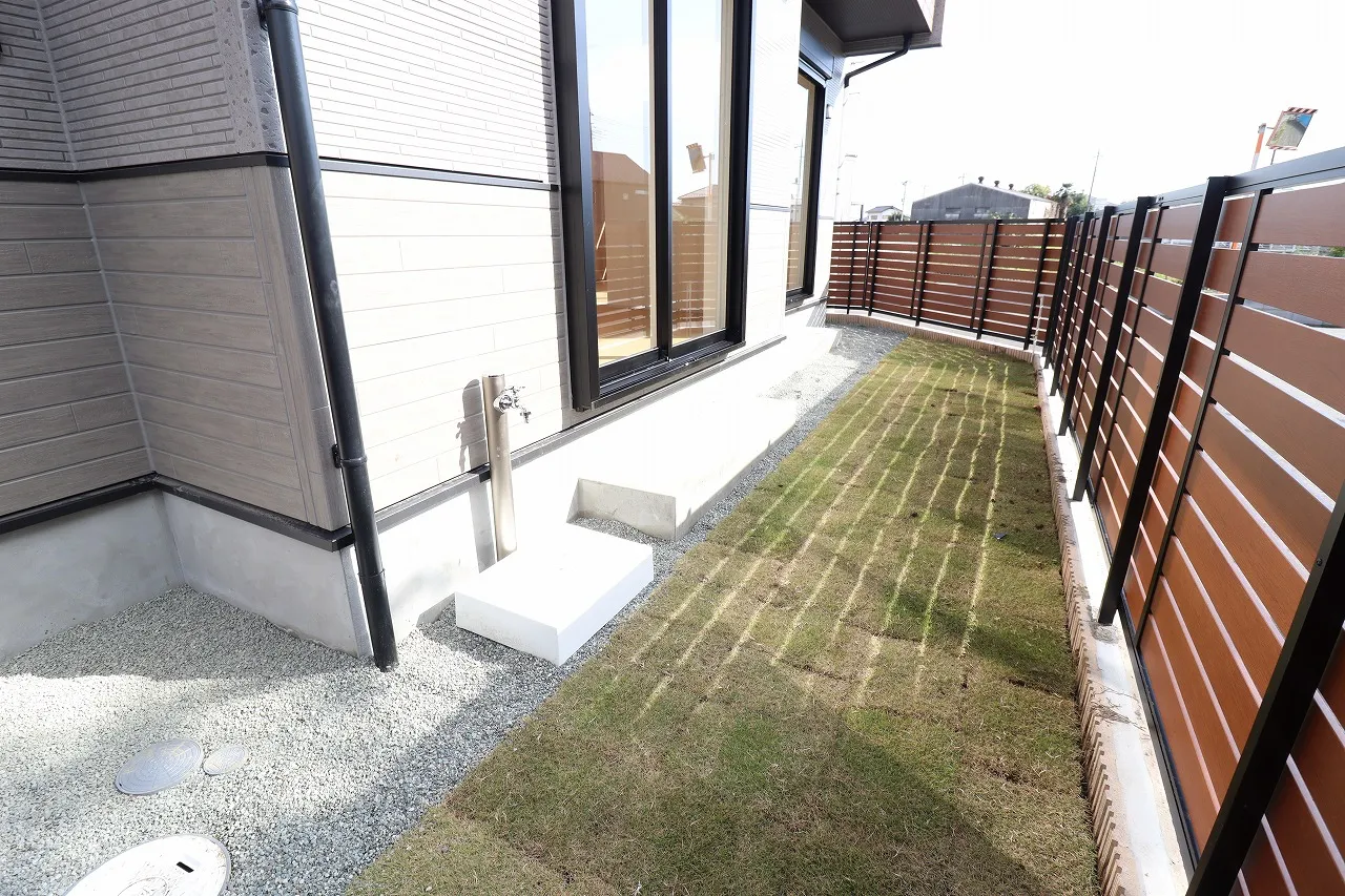 【14号棟】庭先