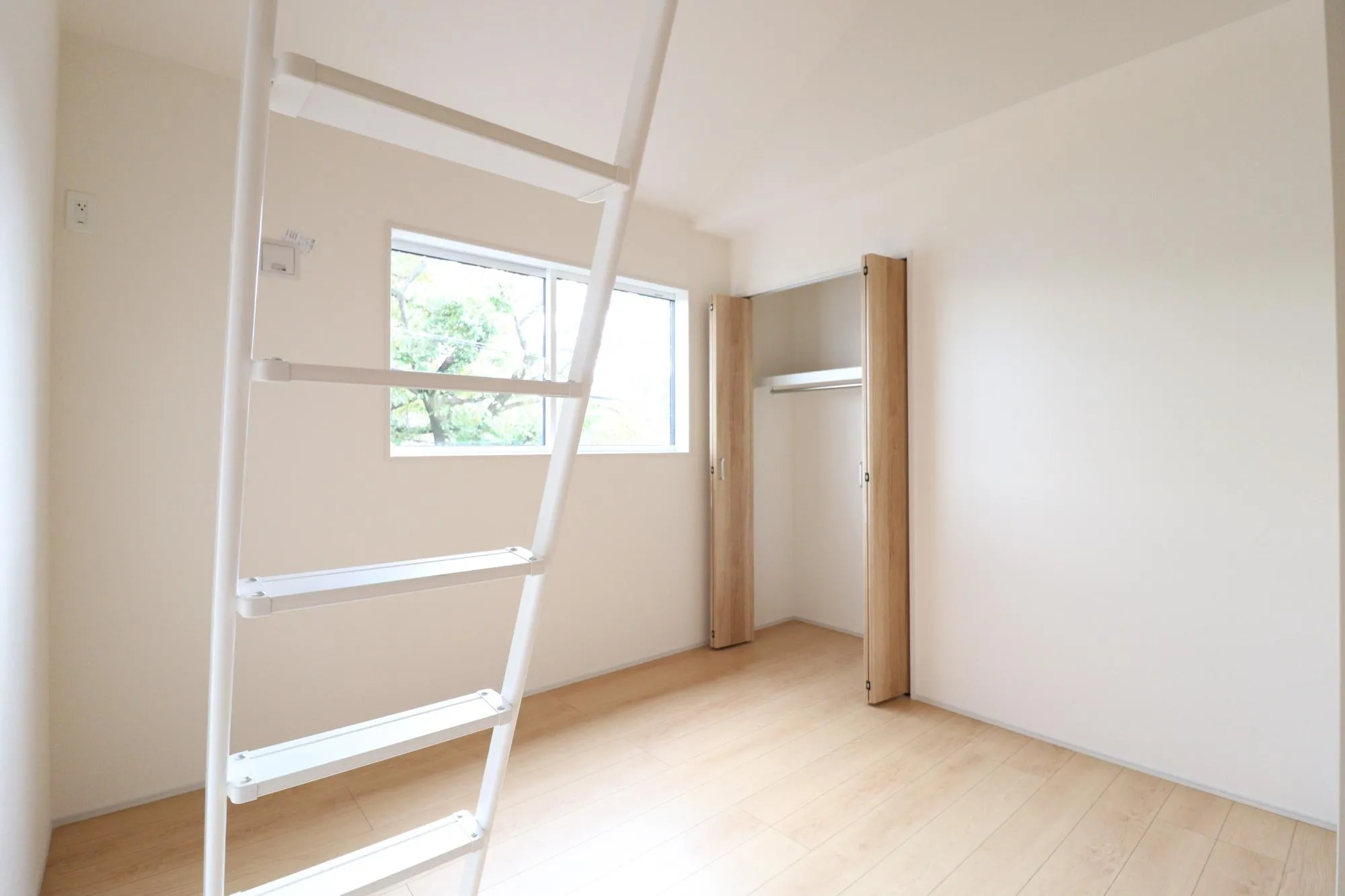 【14号棟】5.0帖洋室(ロフト付き)