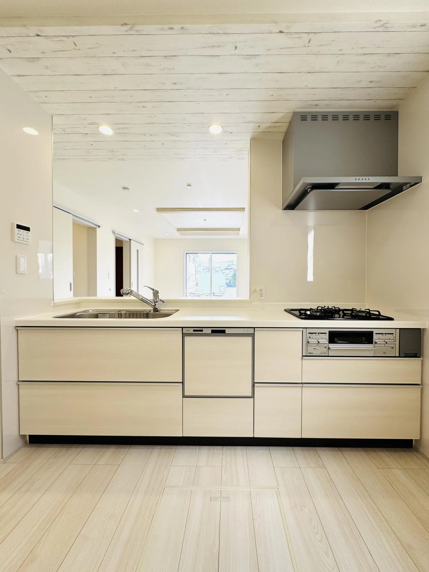 【4号棟:キッチン】