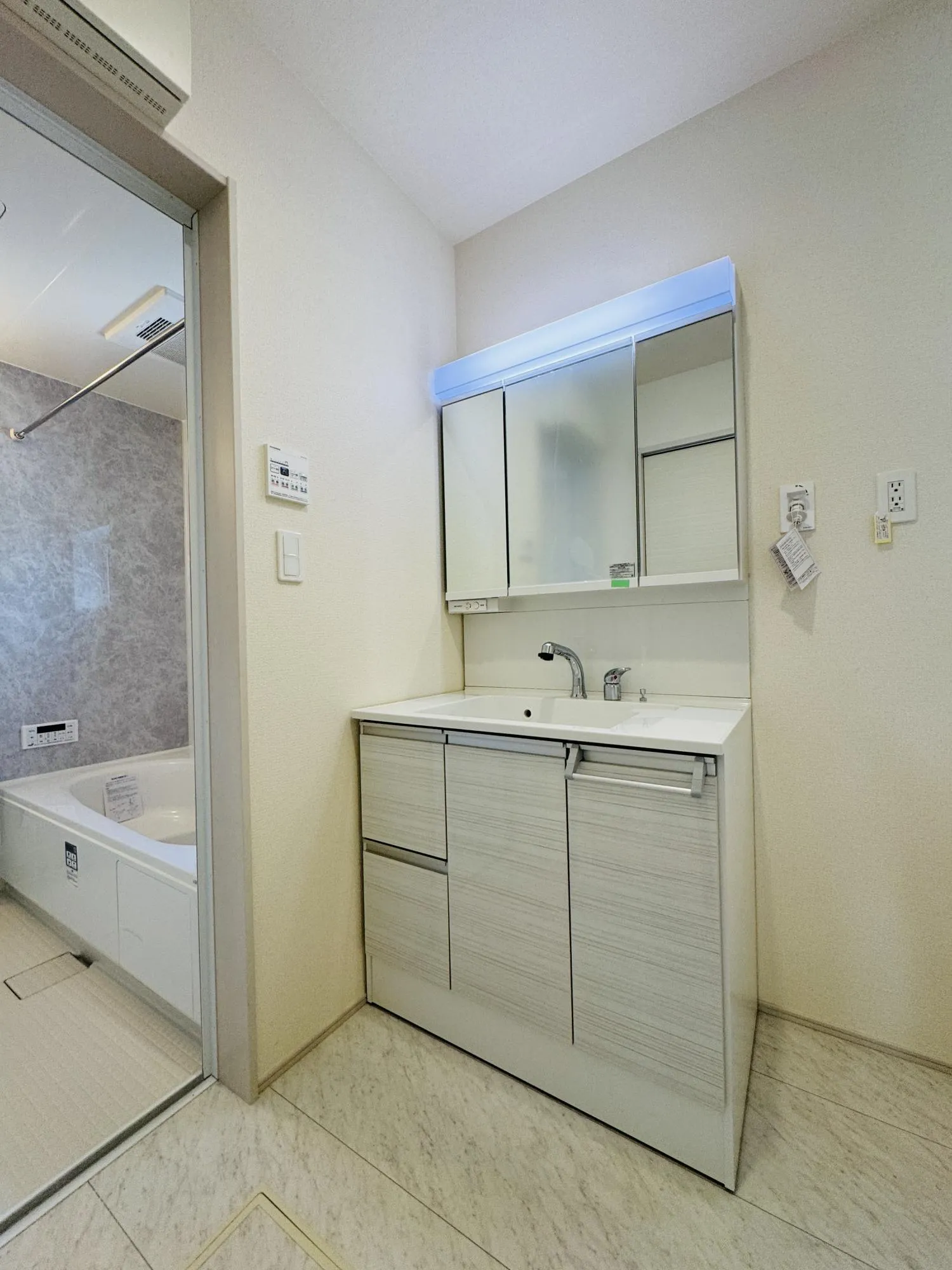 【4号棟:洗面台】