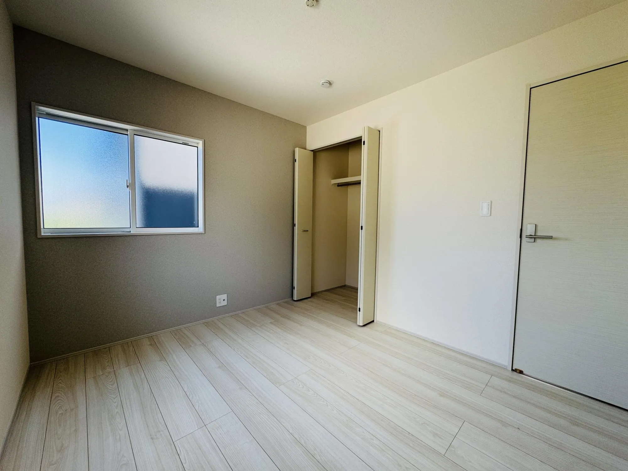 【4号棟:5.25帖】