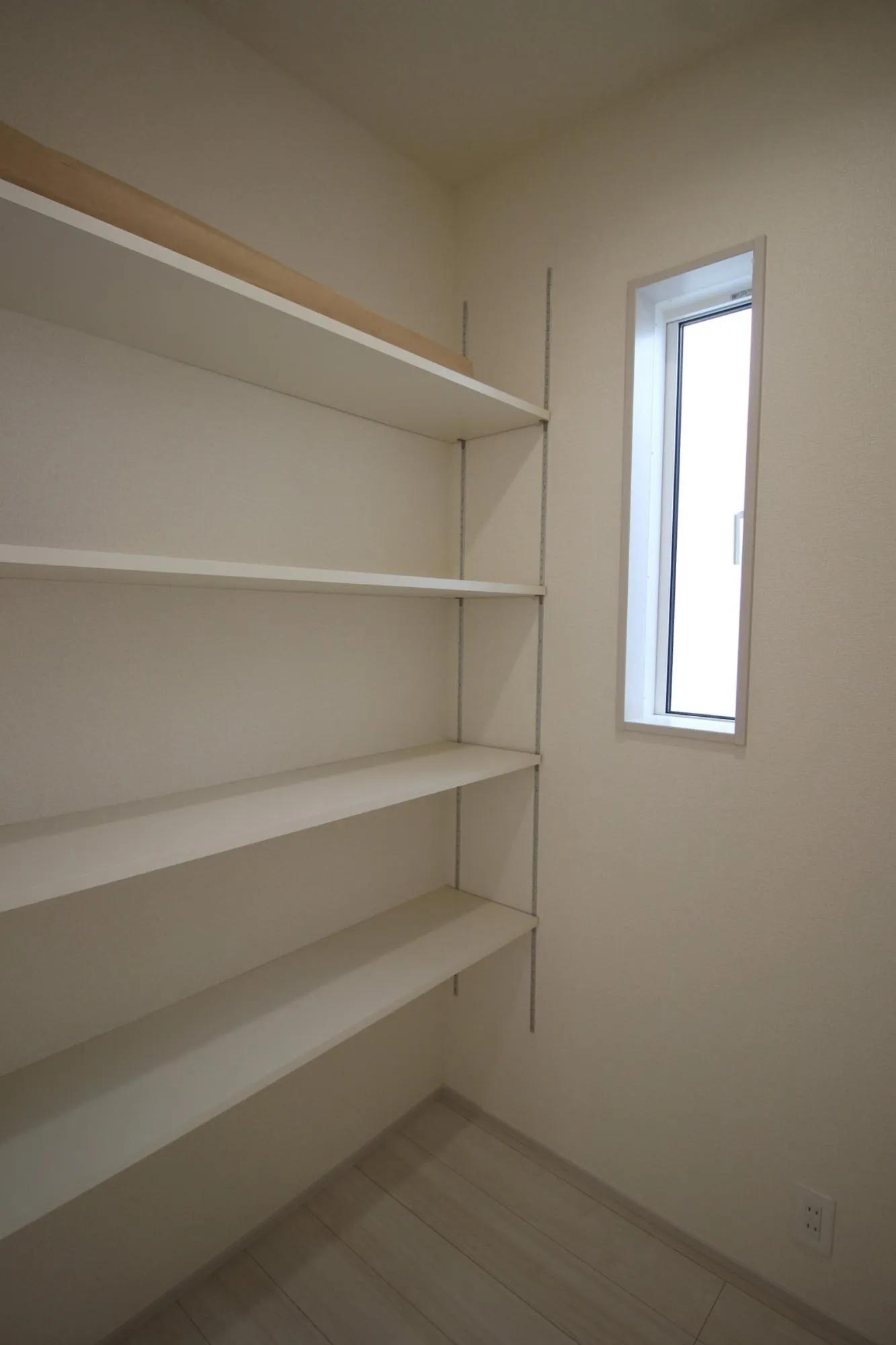 ④号棟パントリー