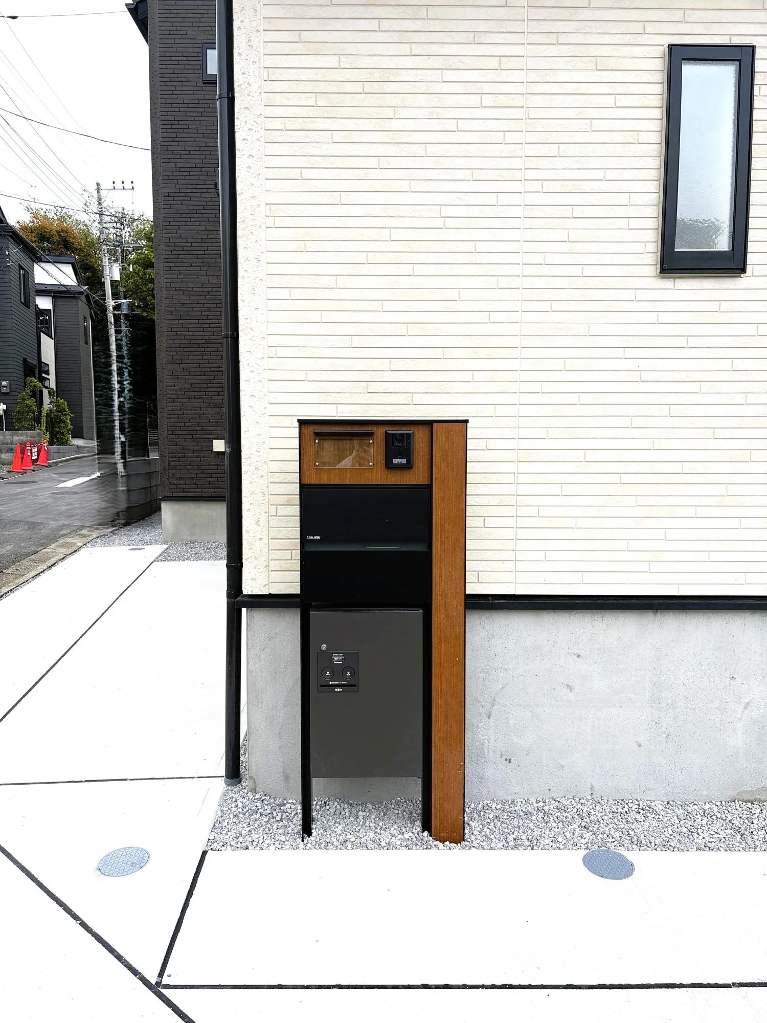 1号棟　宅配ボックス