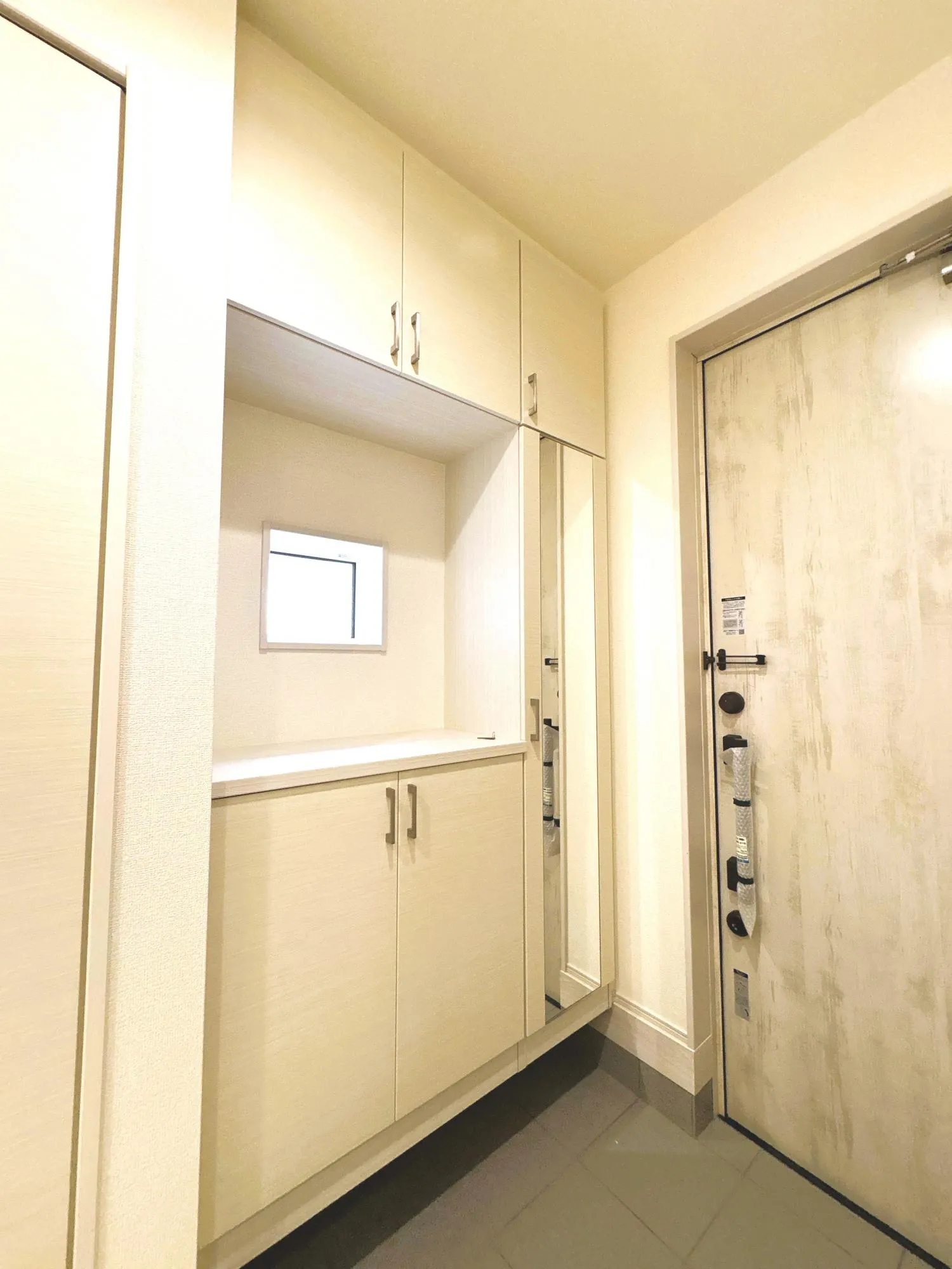 2号棟　玄関収納