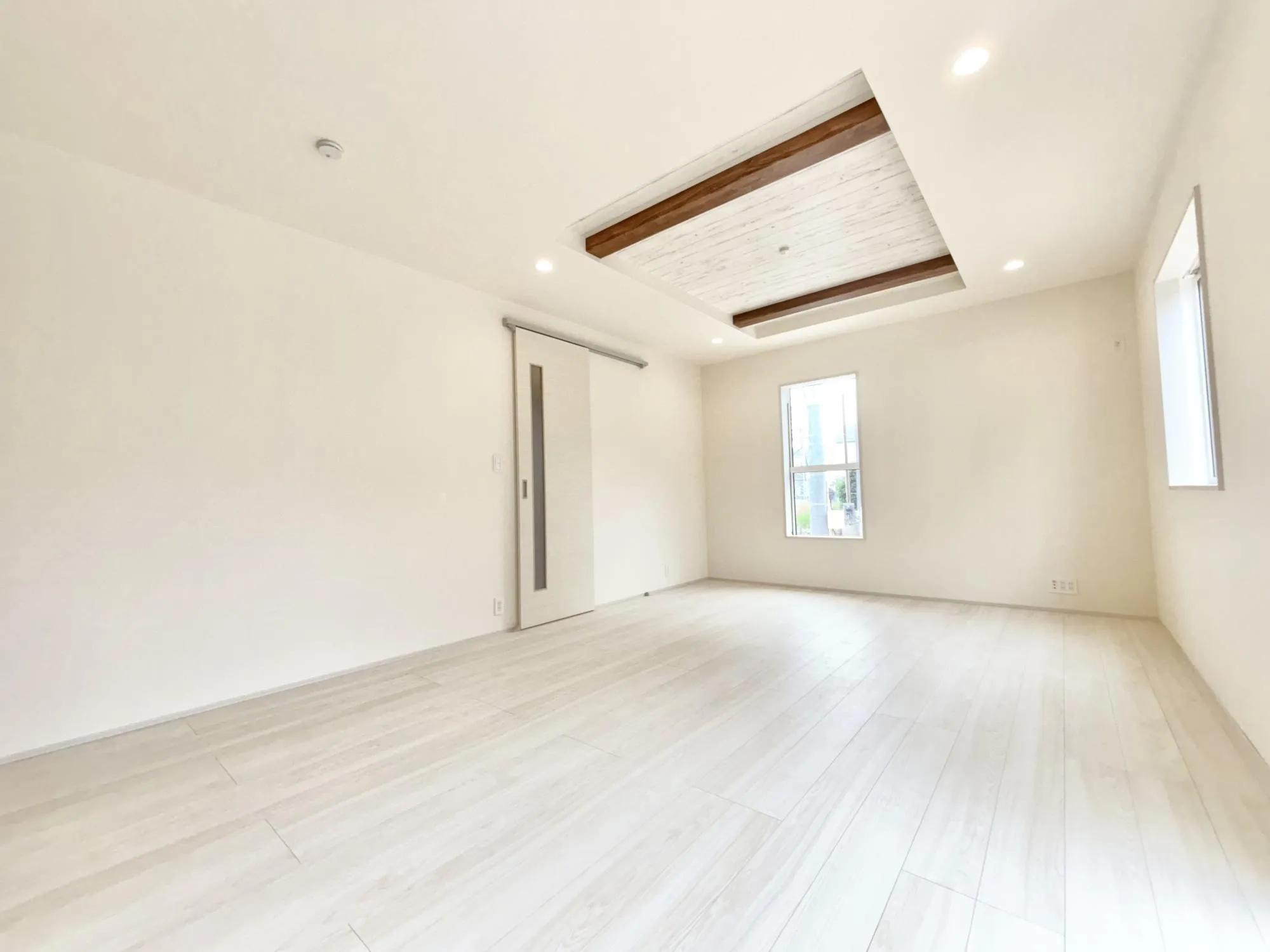 【1号棟リビング②】