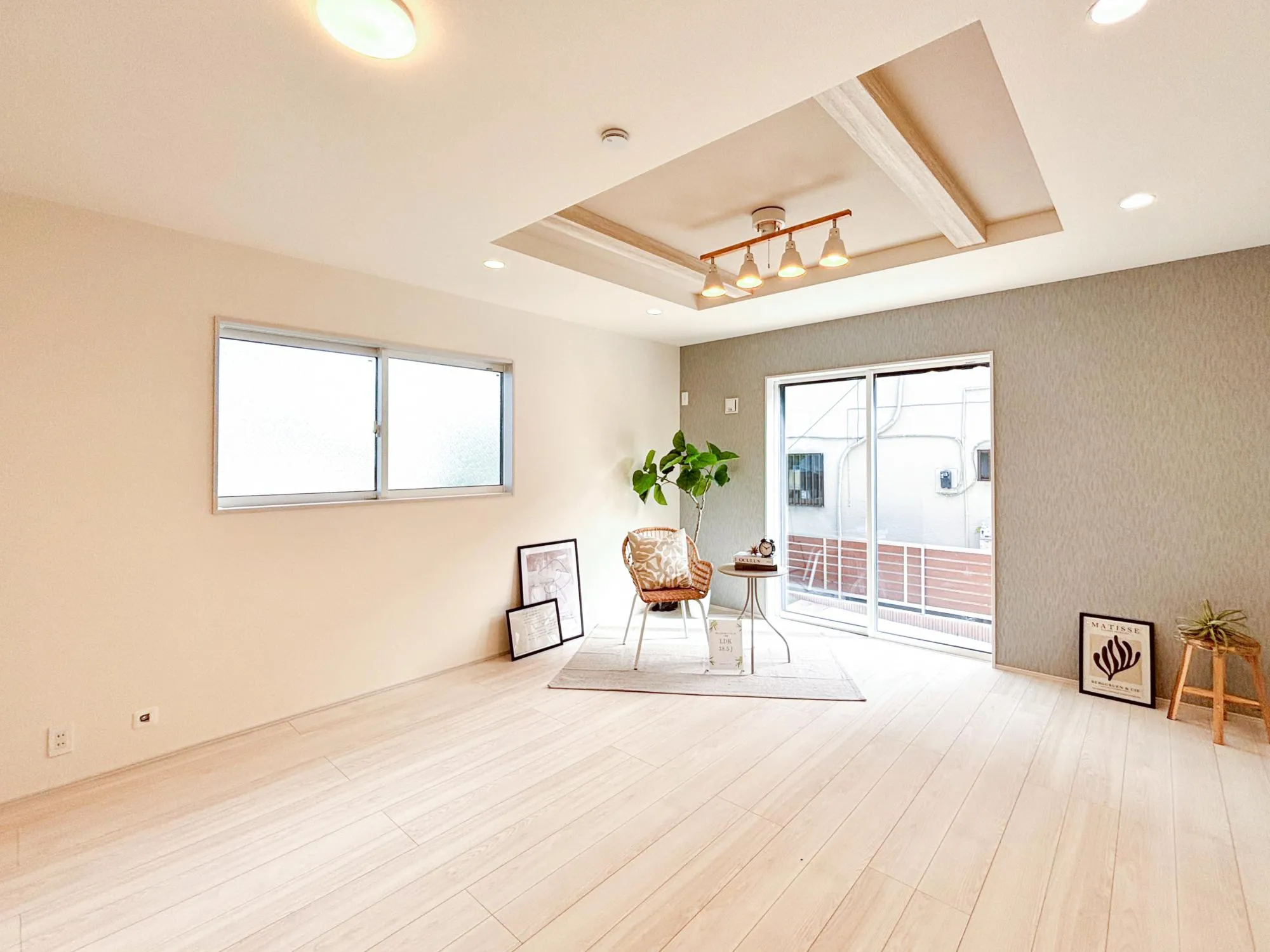 【1階 LDK(18.5帖)】