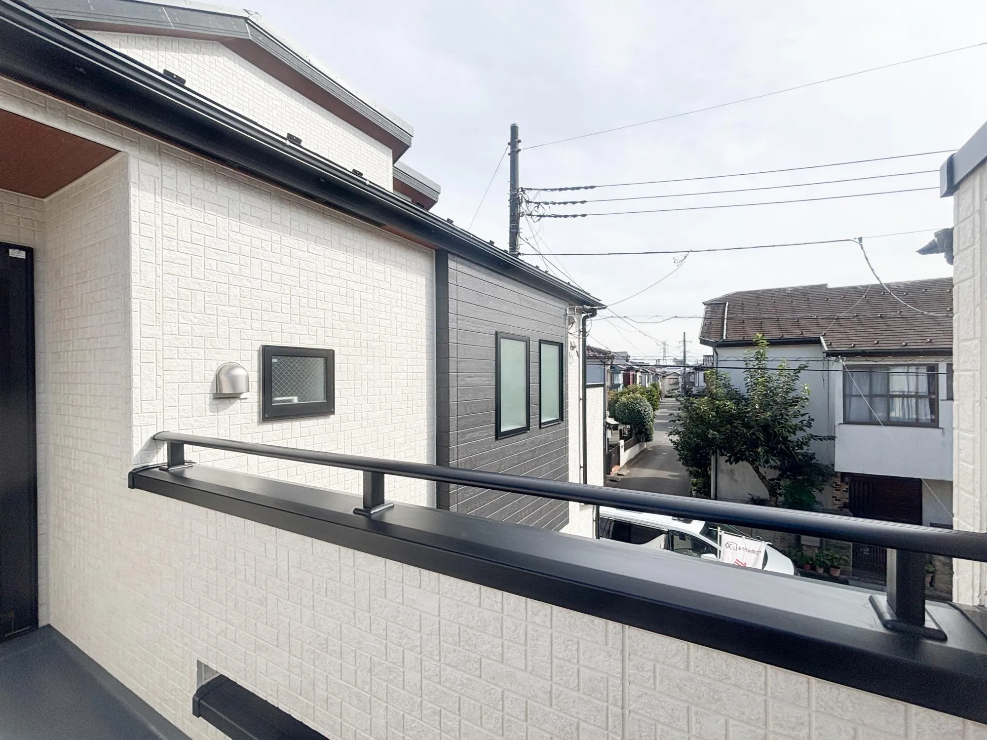 【2階 バルコニー】