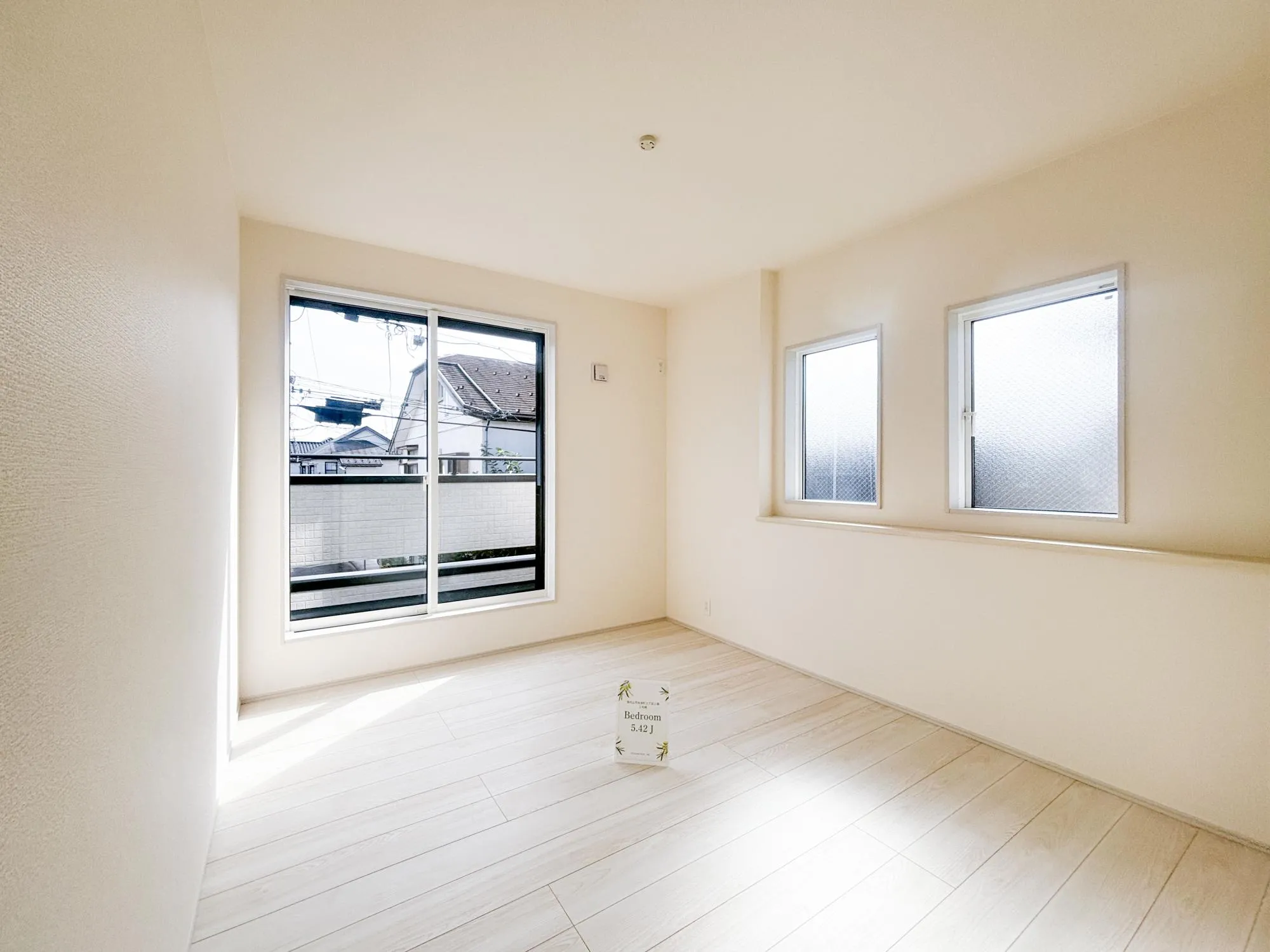 【2階 洋室(5.42帖)】