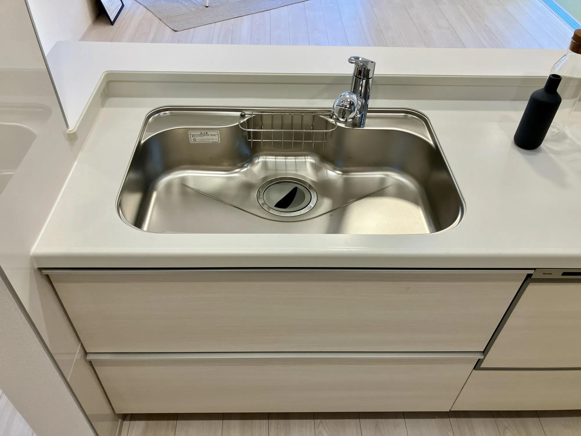 【1階 キッチン】