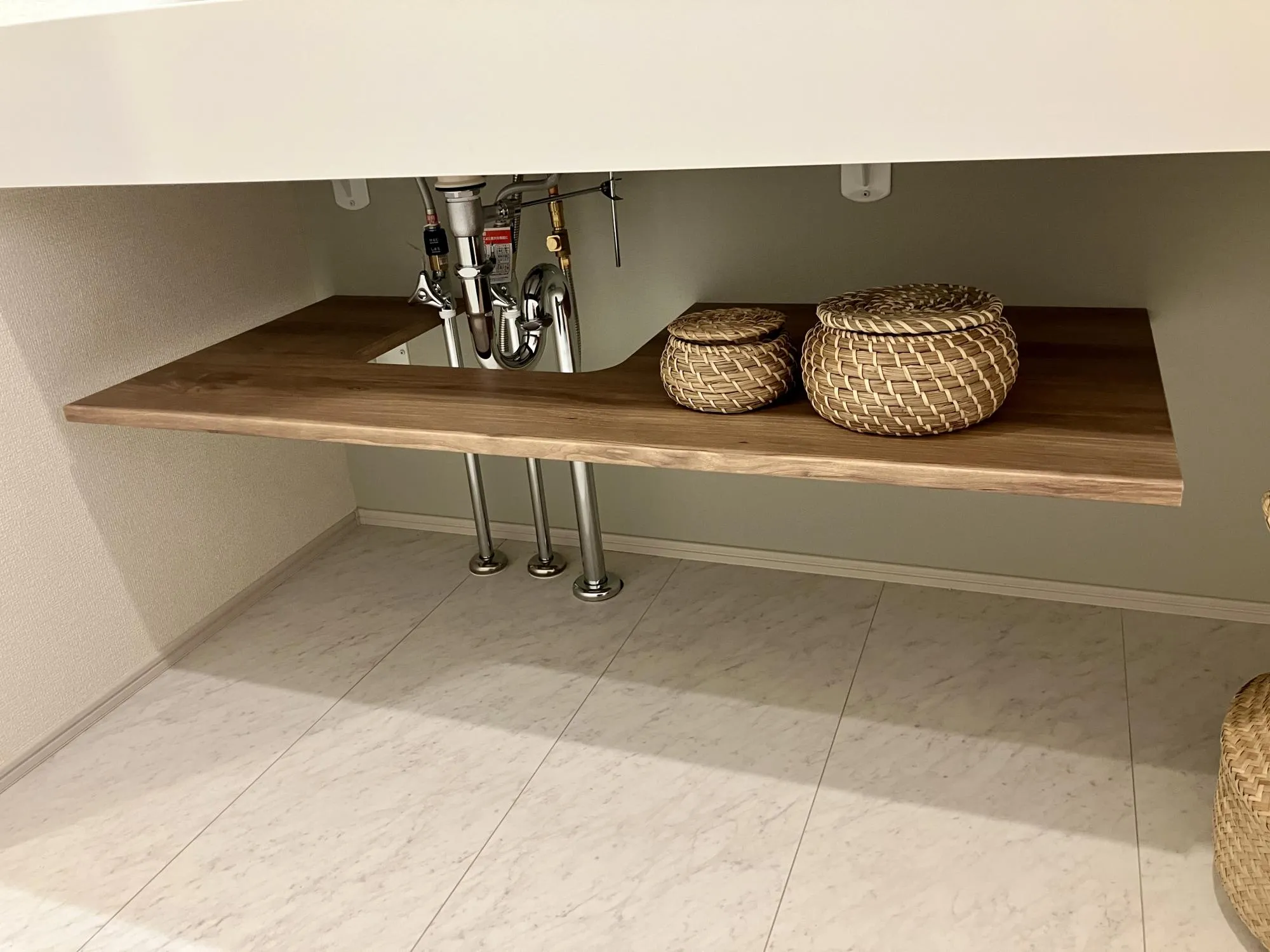 【1階 洗面所 収納】