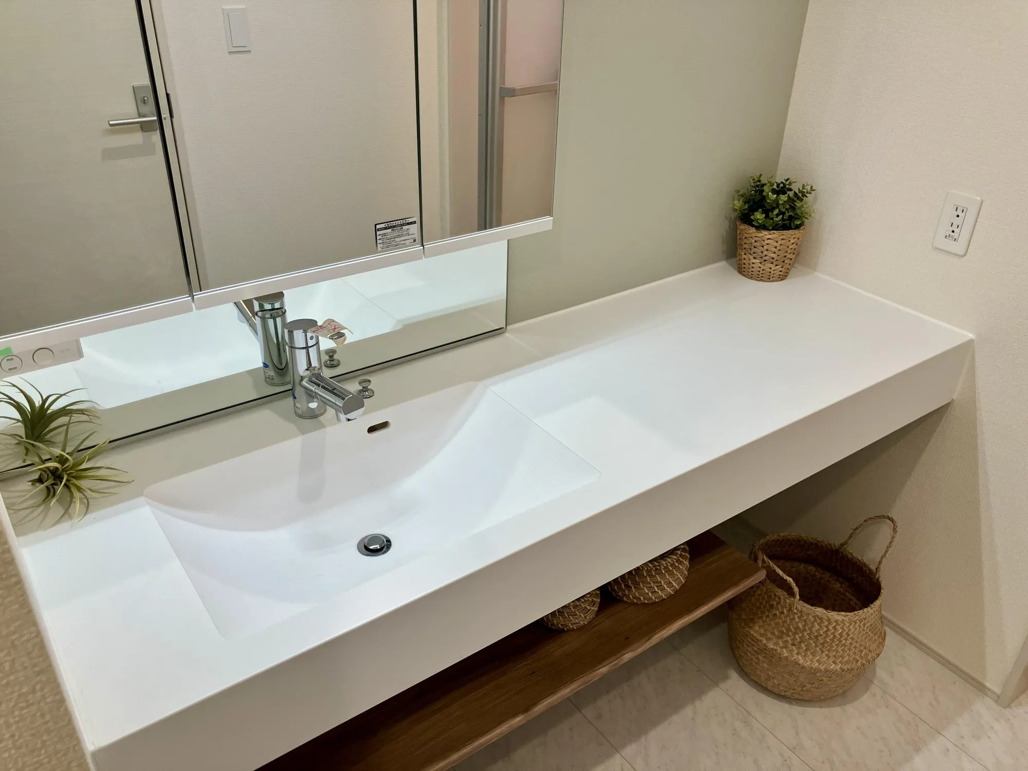 【1階 洗面所】