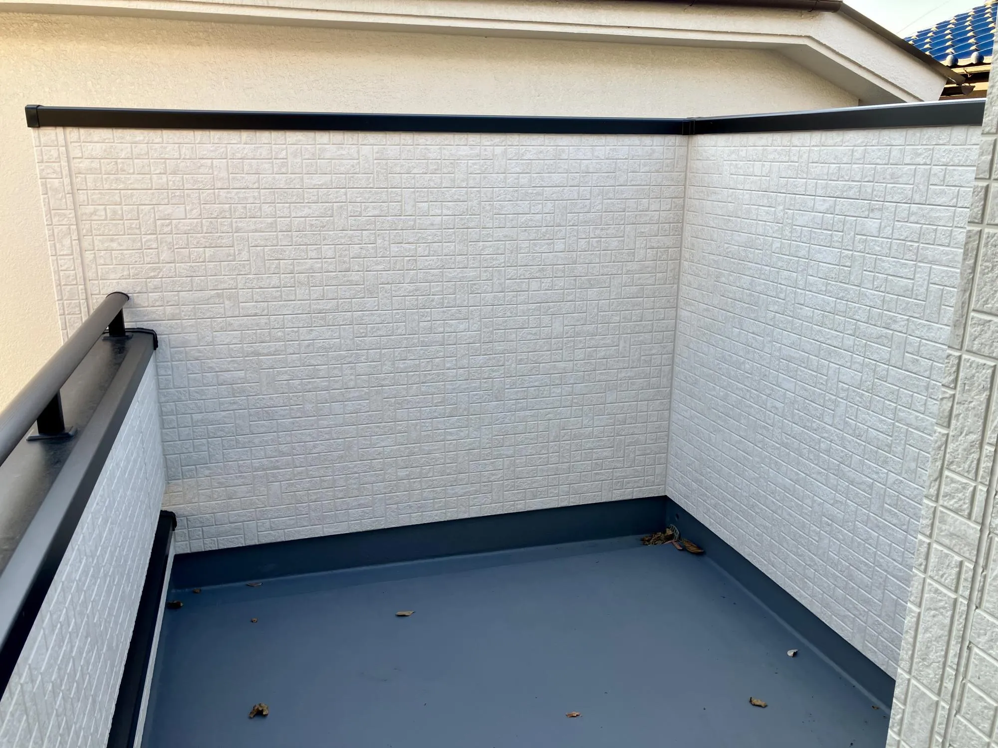 【2階 バルコニー】