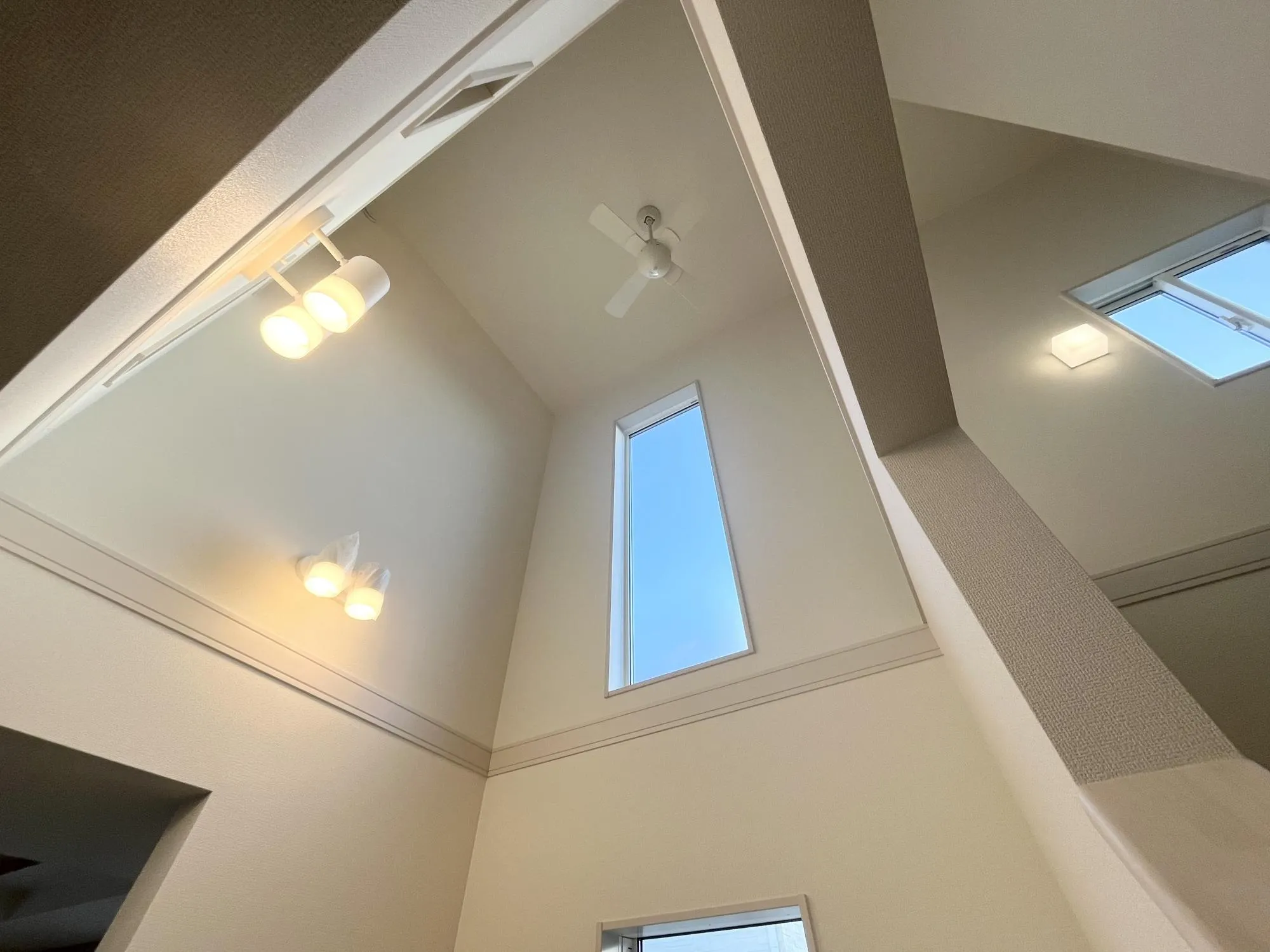 マルチスキップ上部吹抜　1号棟