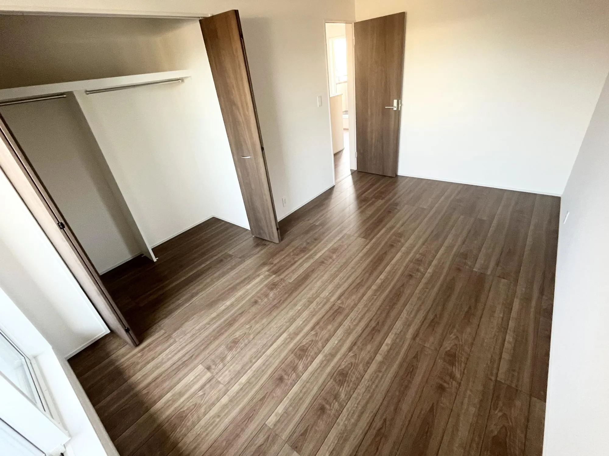 洋室7.125帖バルコニーあり　3号棟