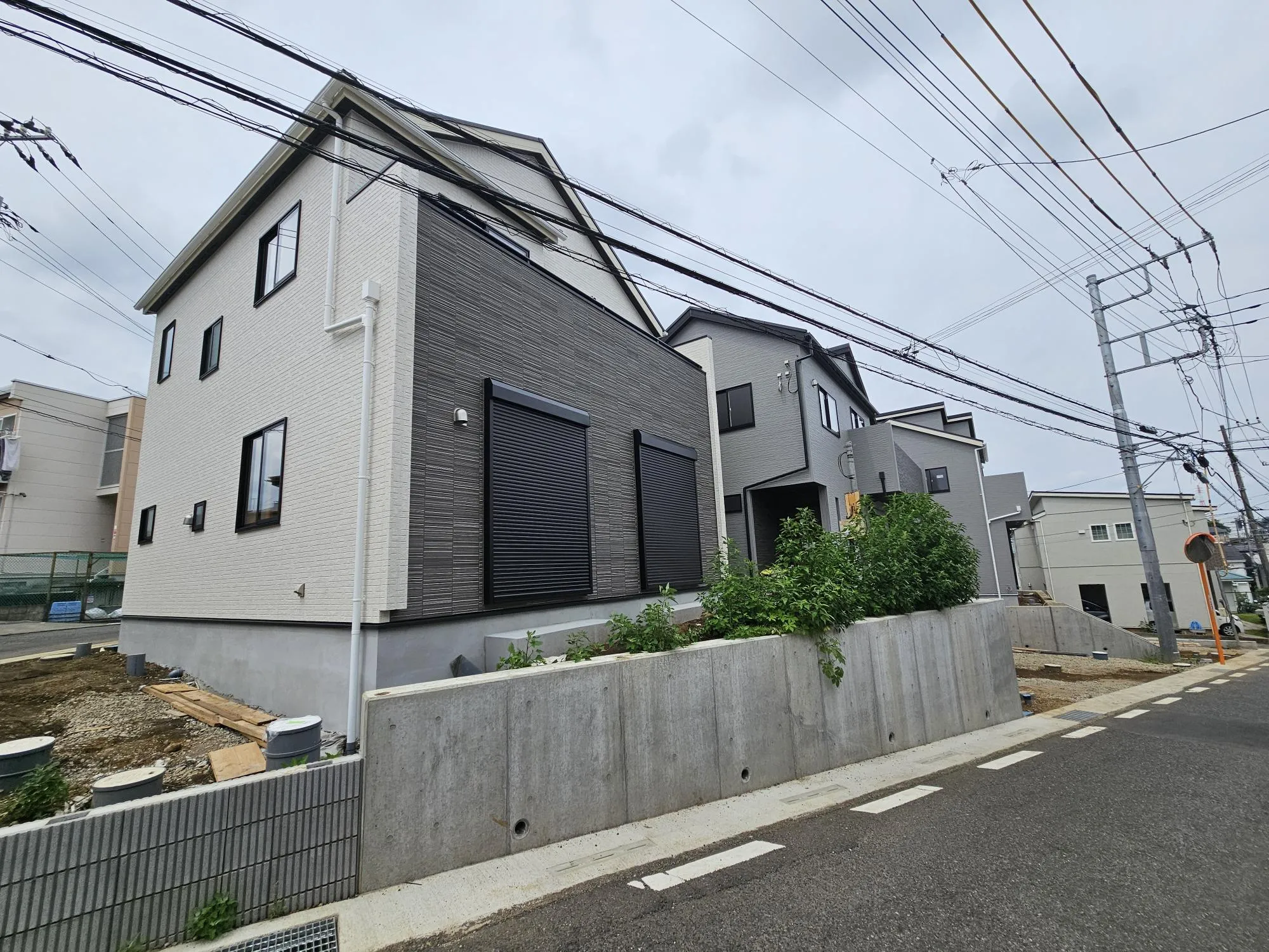 販売現地(R8.6.14)
詳しい資料もご用意可能です。
お気軽にお問い合わせください!