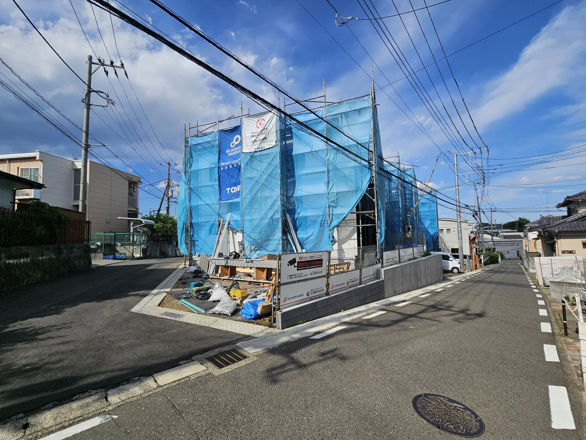 販売現地(R8.5.9)
全5棟現場の分譲地
ライフスタイルに合ったプランをお選びいただけます♪