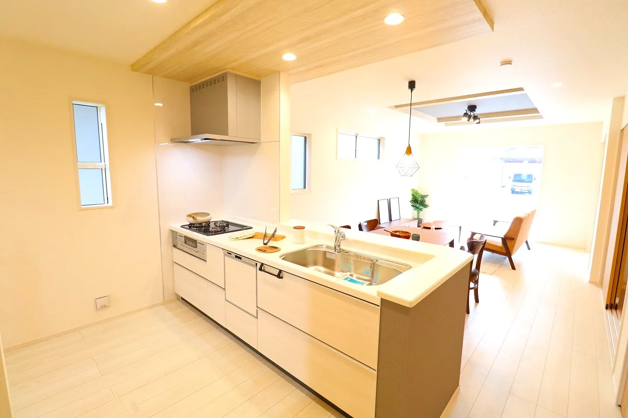 【2号棟キッチン】