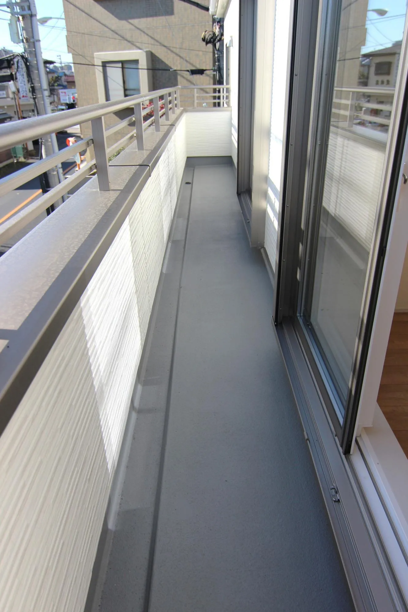 南に面した日当たりの良いバルコニー。毎日のお洗濯もラクラク快適