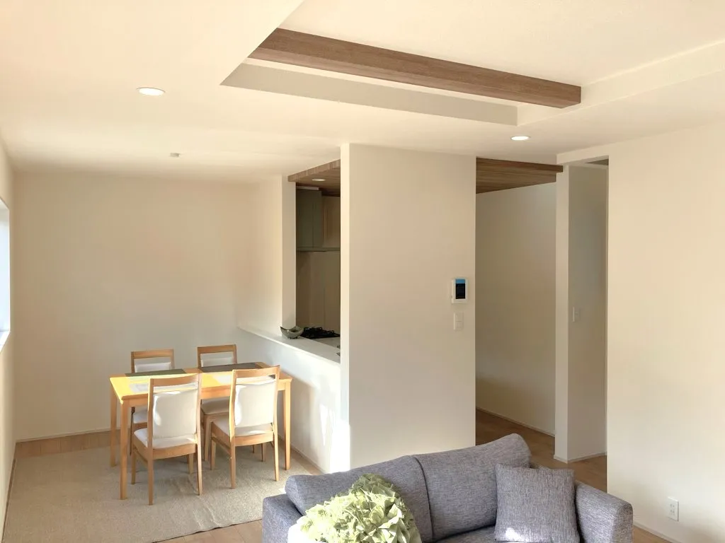 リビングスペースとは独立した空間でダイニングが楽しめます。