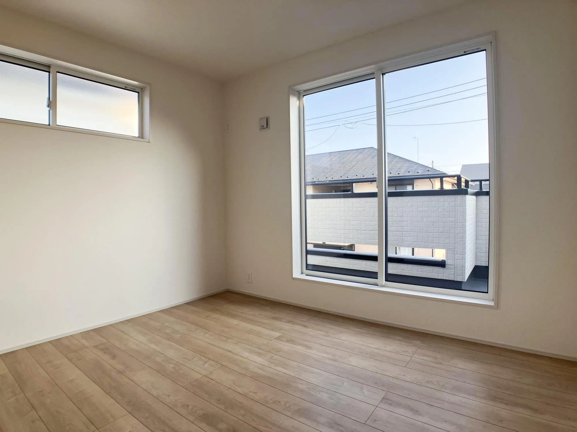 南東側5.25帖居室