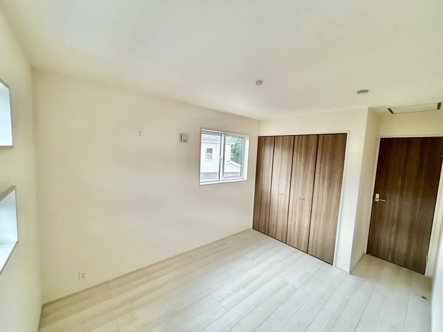 【洋室6.125帖】