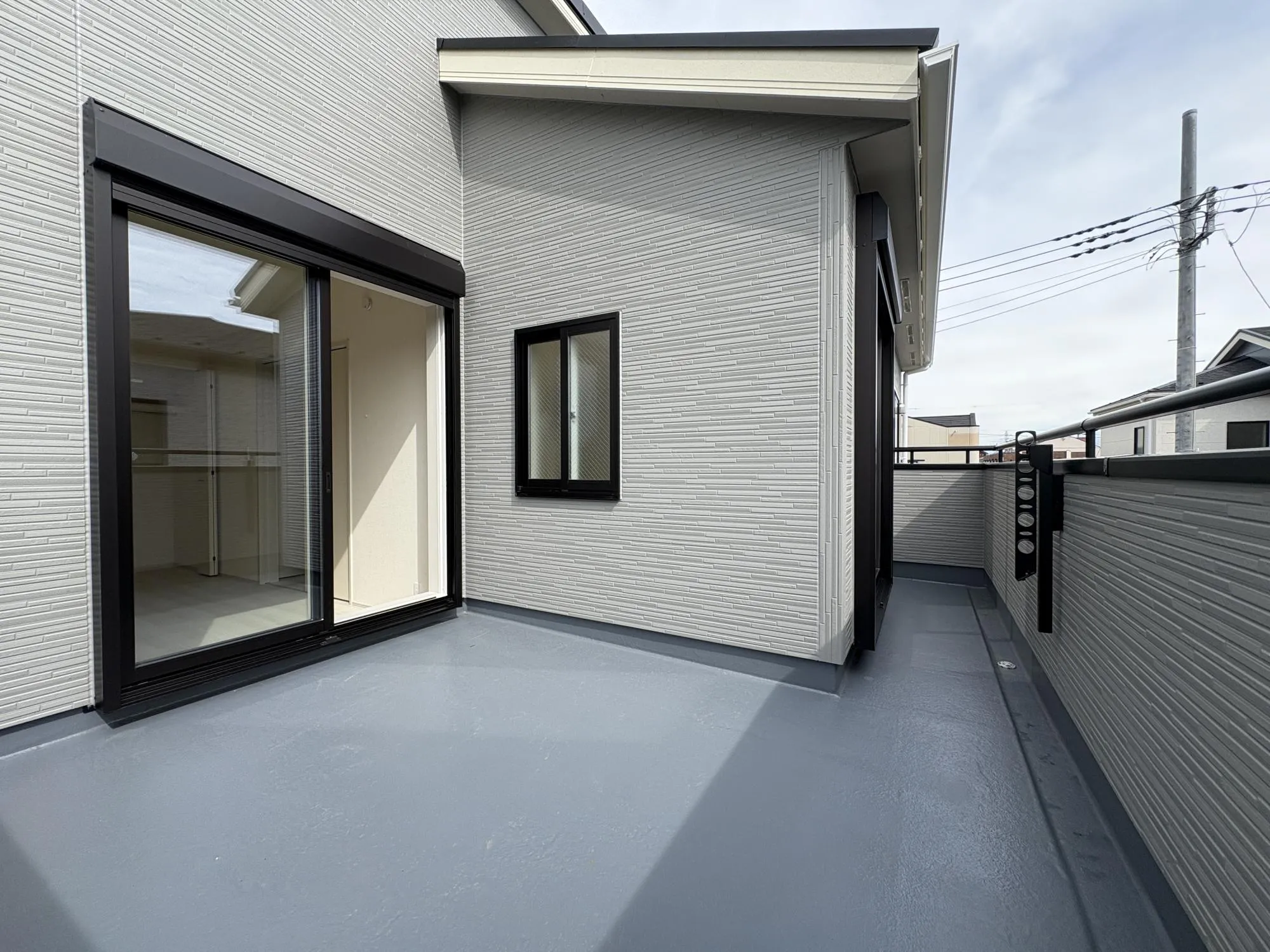 8号棟　バルコニー