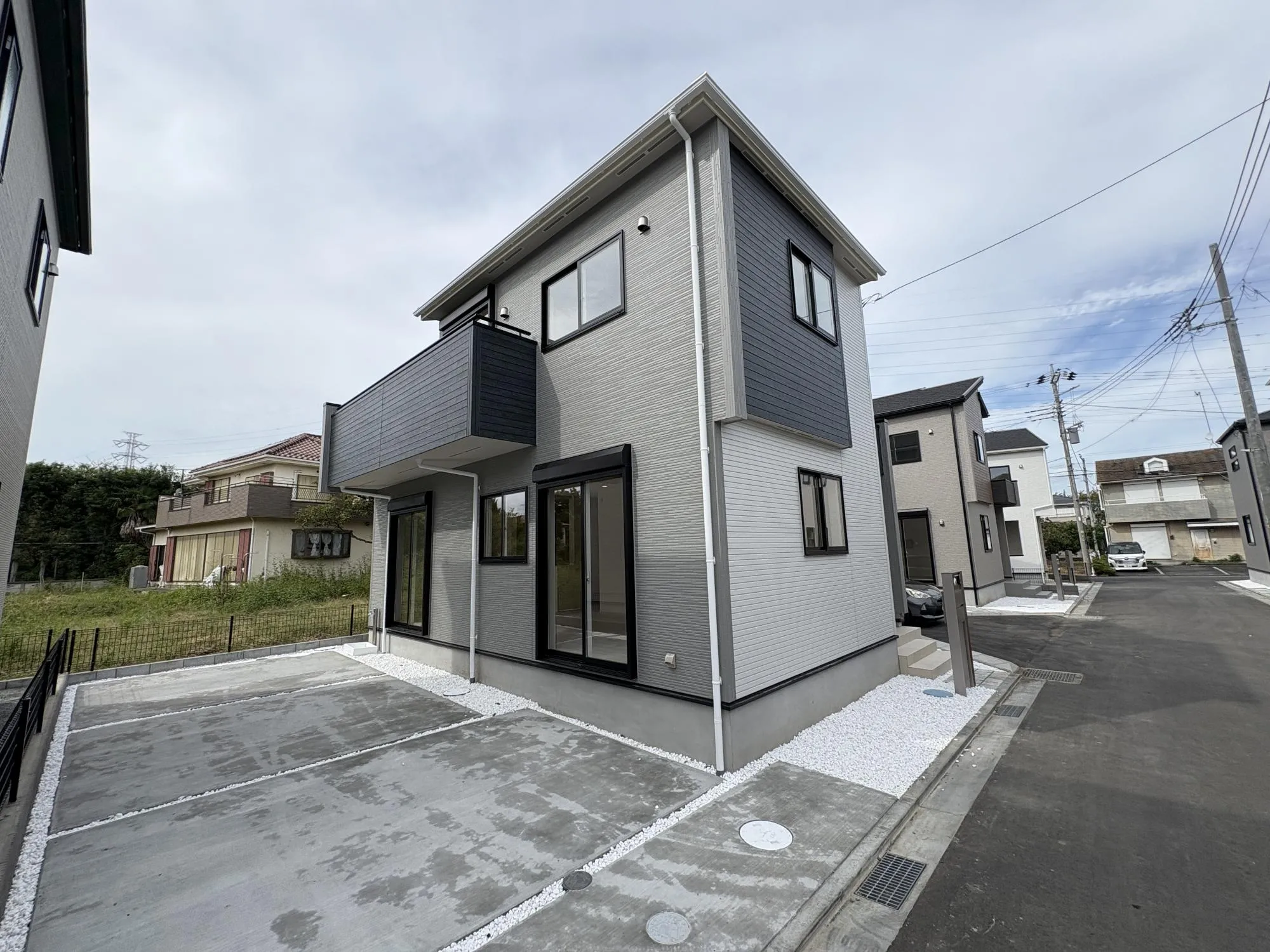 8号棟　カースペース